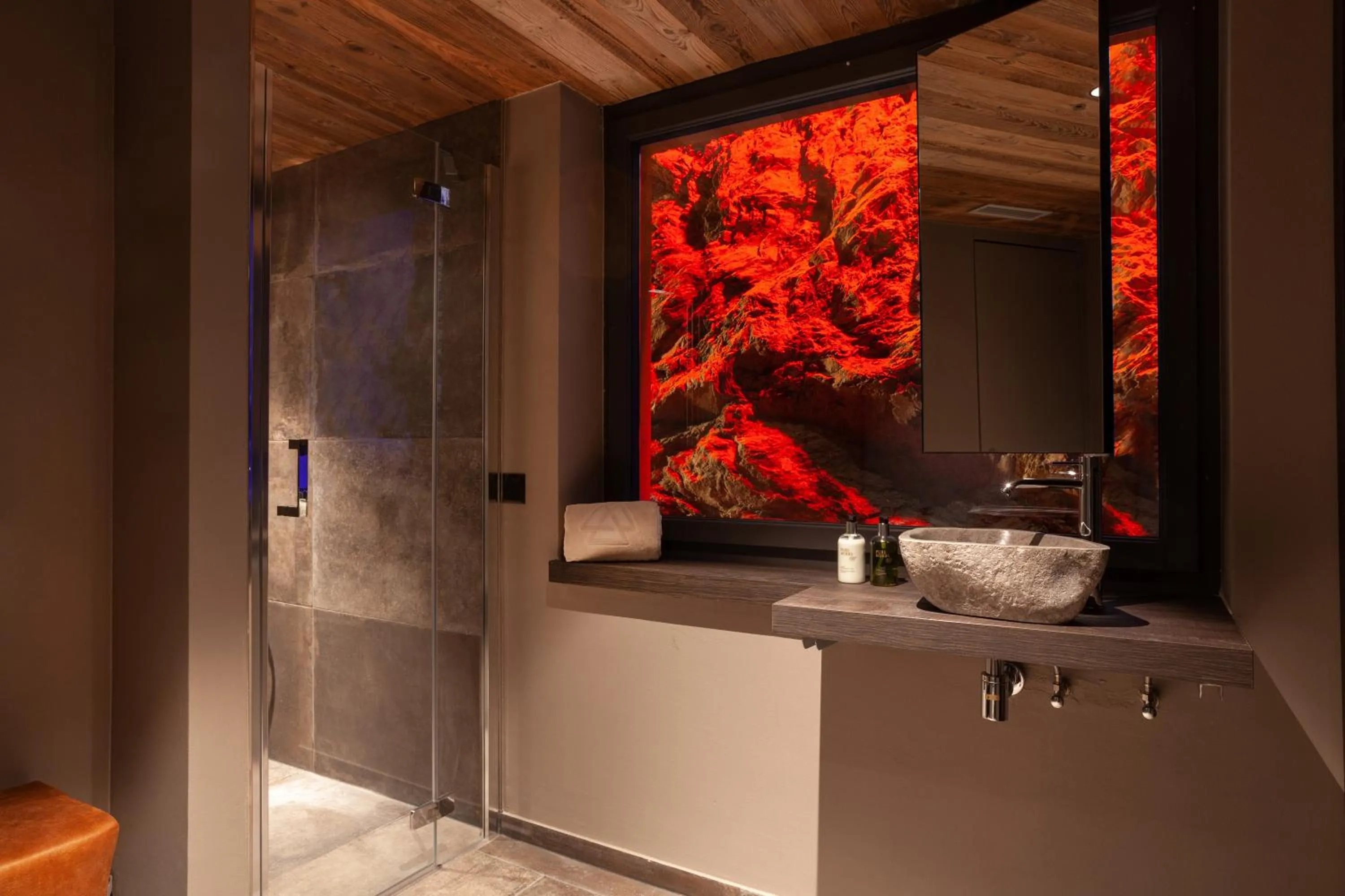 Swimming pool in 22 Summits Boutique Hotel