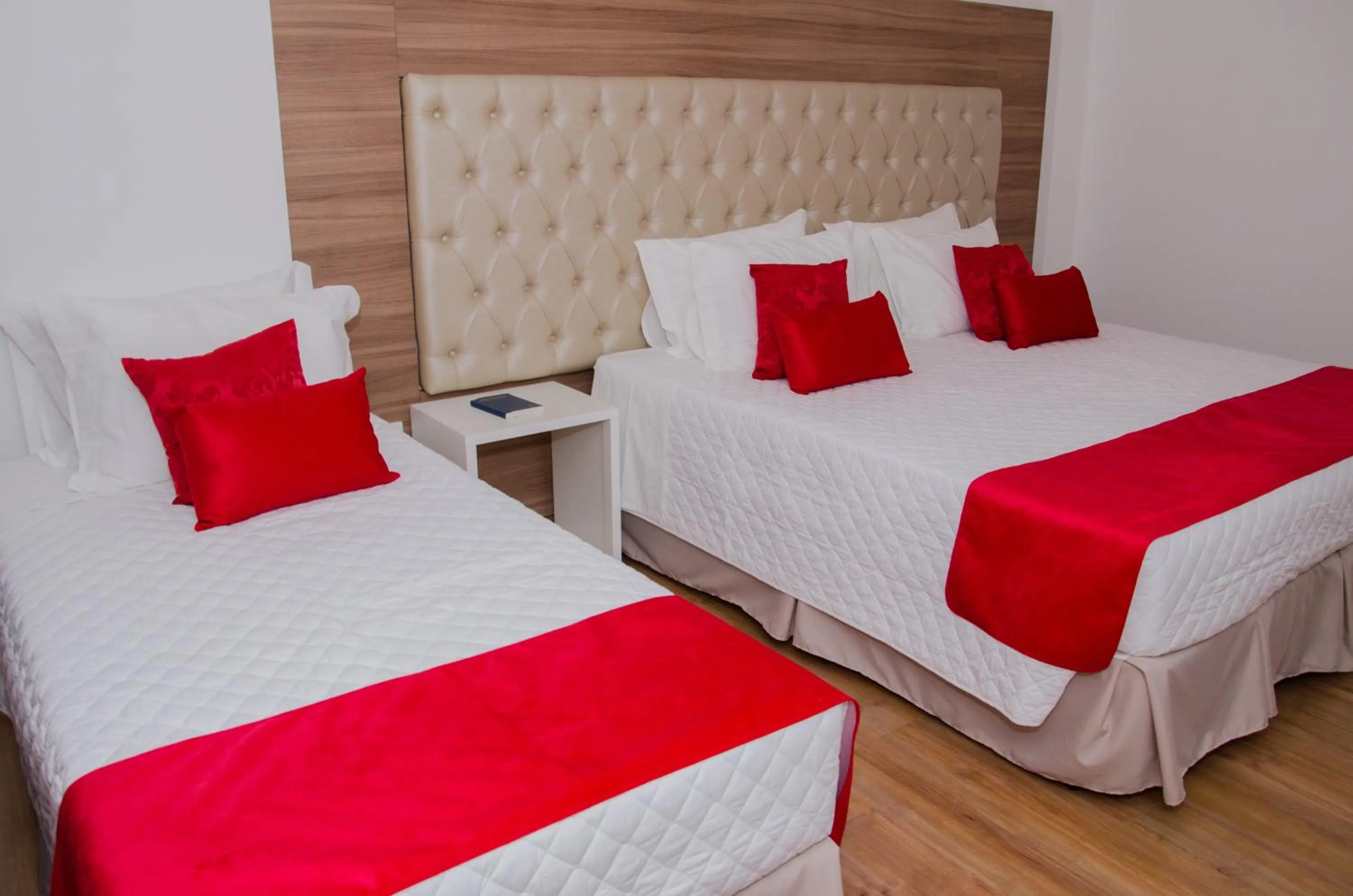 Bedroom, Bed in Granlago Hotel