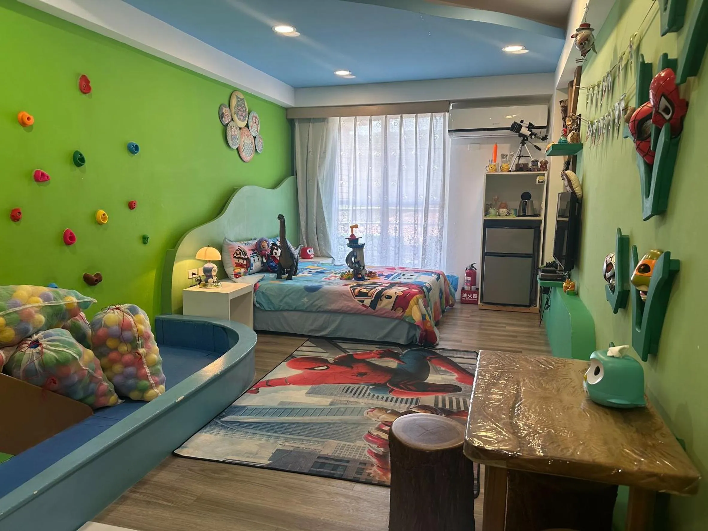 Decorative detail in Kenting Mola