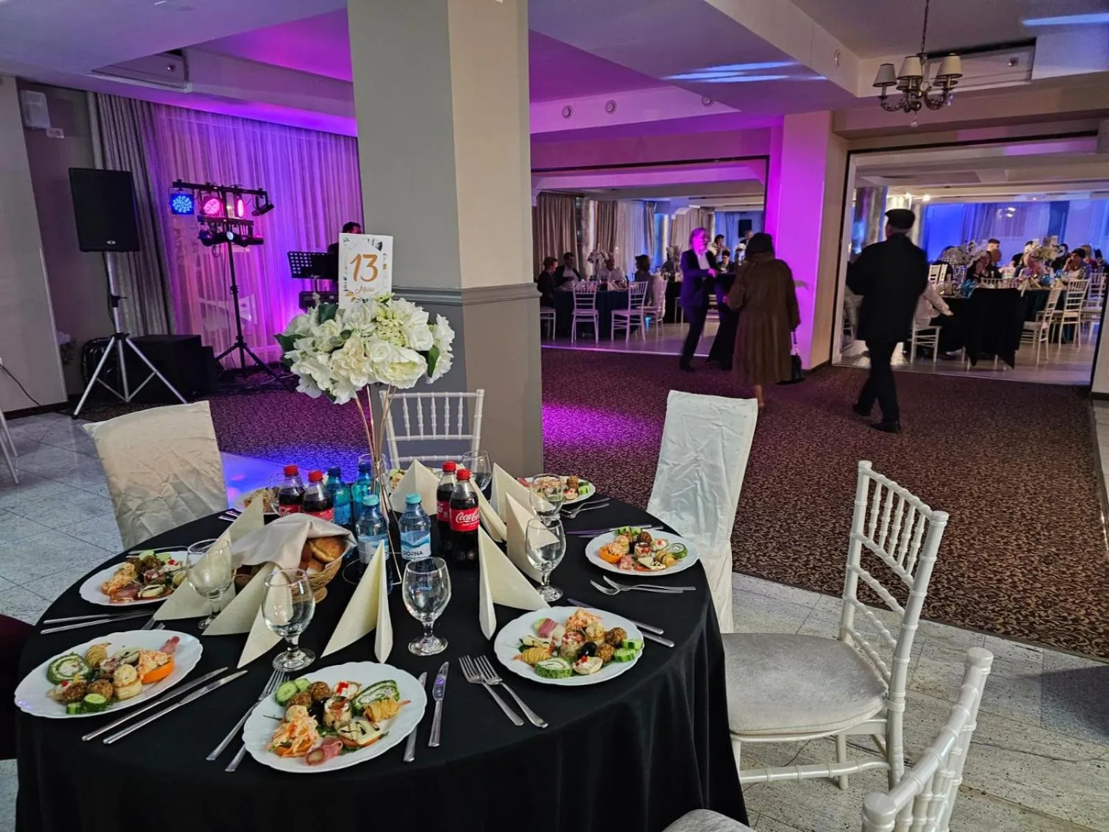 Restaurant/places to eat in Casa Mureșan