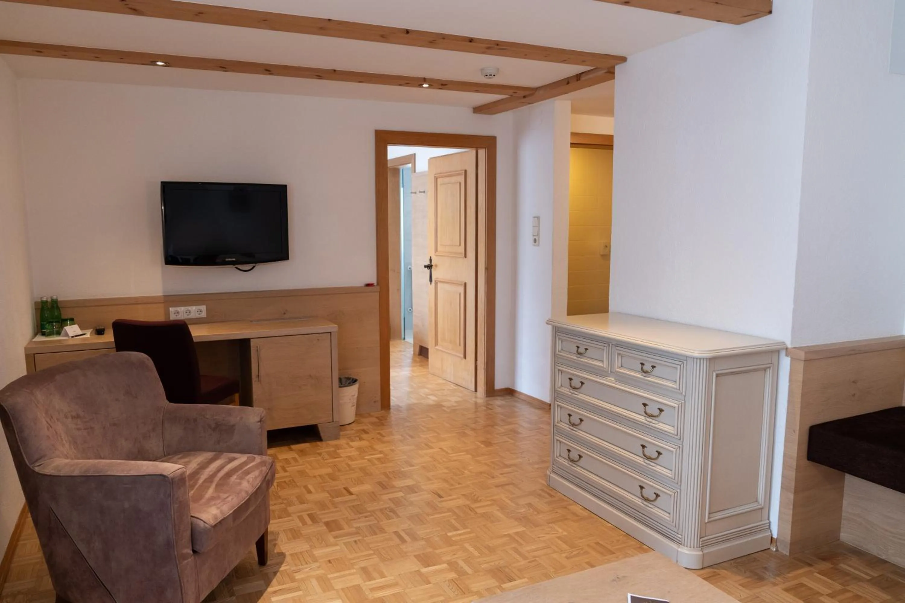 Communal lounge/ TV room in Wellnesshotel Mein Almhof Superior