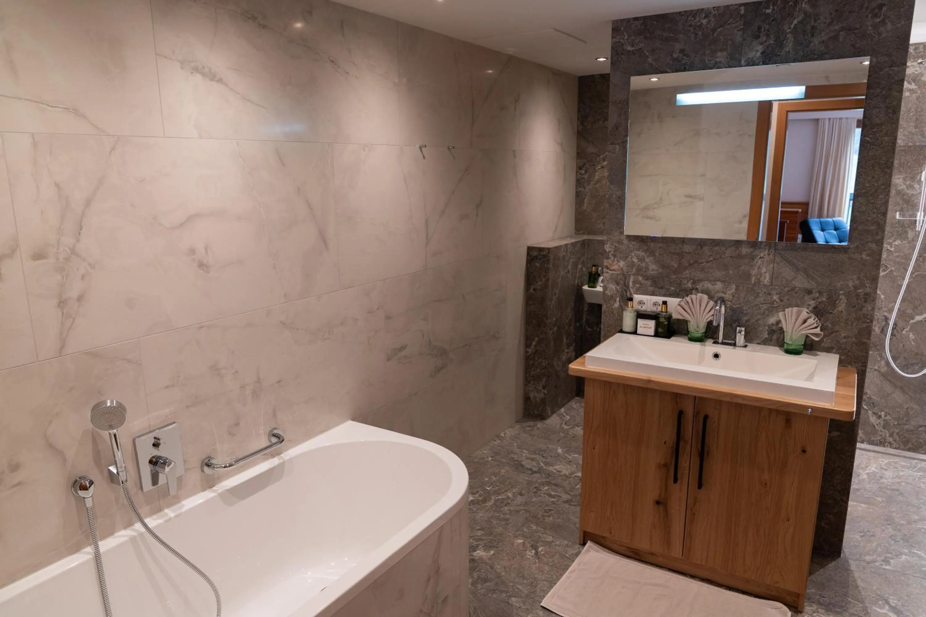 Shower in Wellnesshotel Mein Almhof Superior