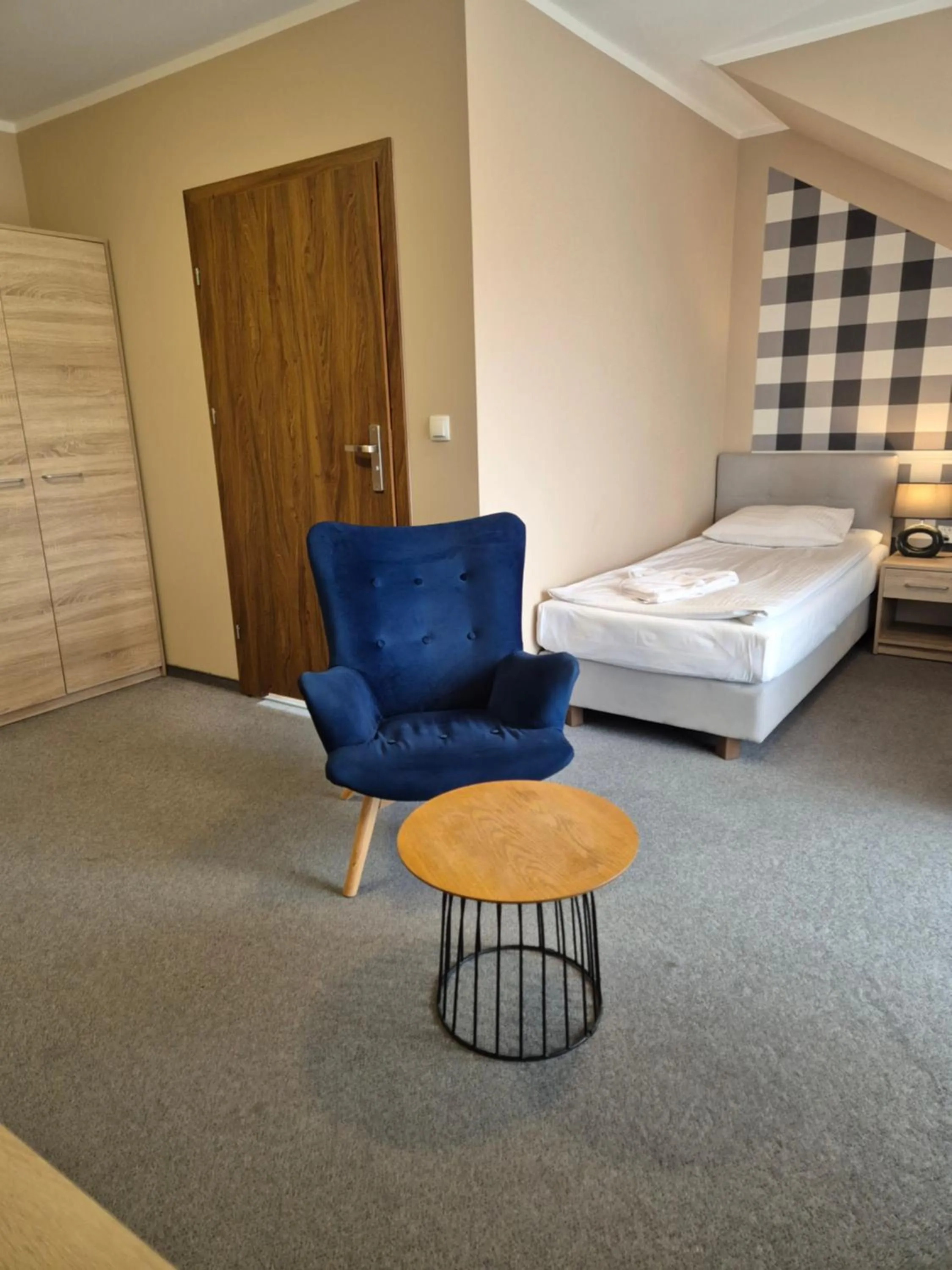 Photo of the whole room, Bed in Instytut Zdrowia Sofra FIT & SPA