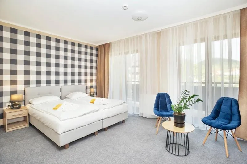 Photo of the whole room, Bed in Instytut Zdrowia Sofra FIT & SPA