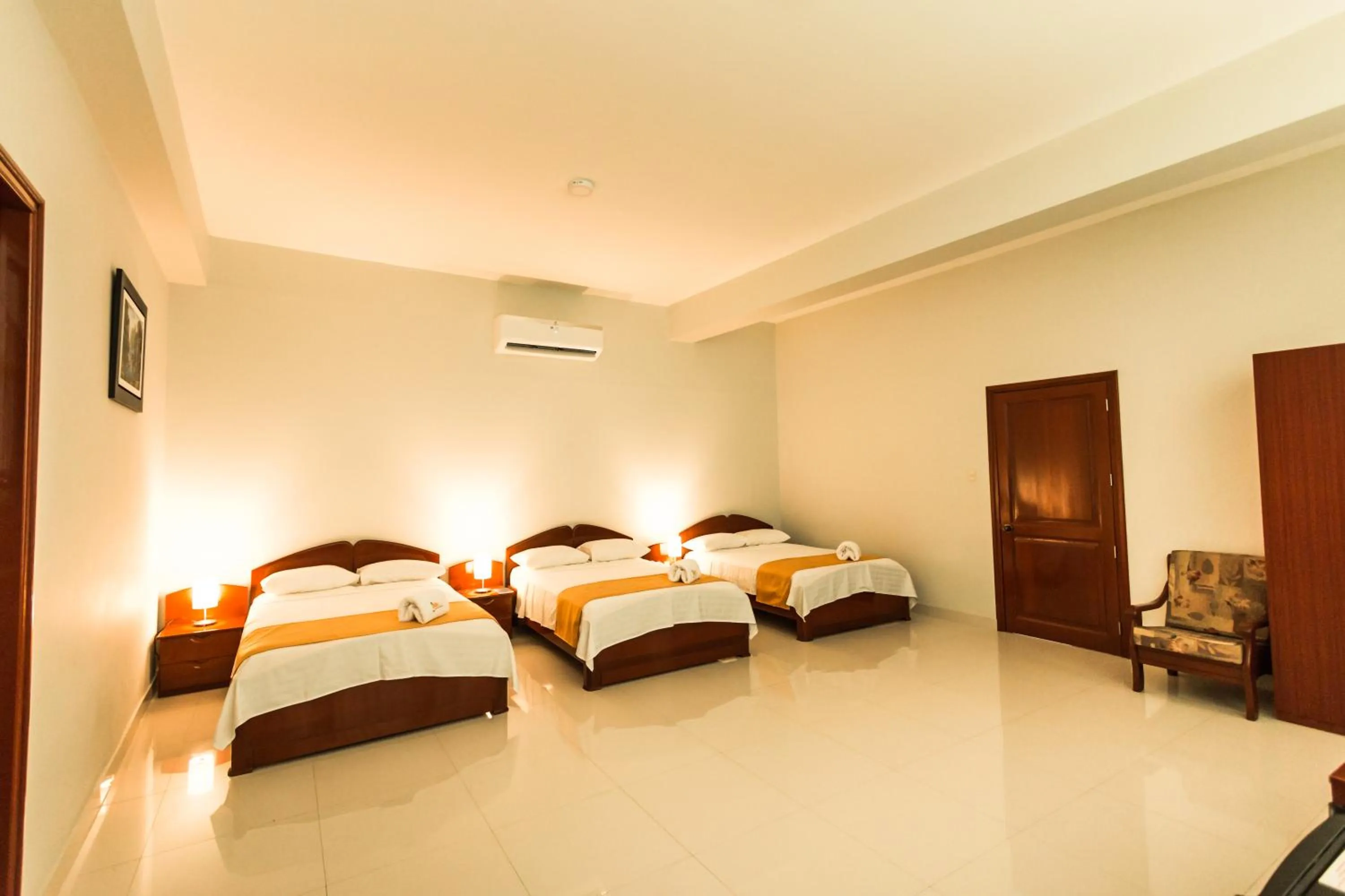Bed in Cumbaza Hotel & Convenciones