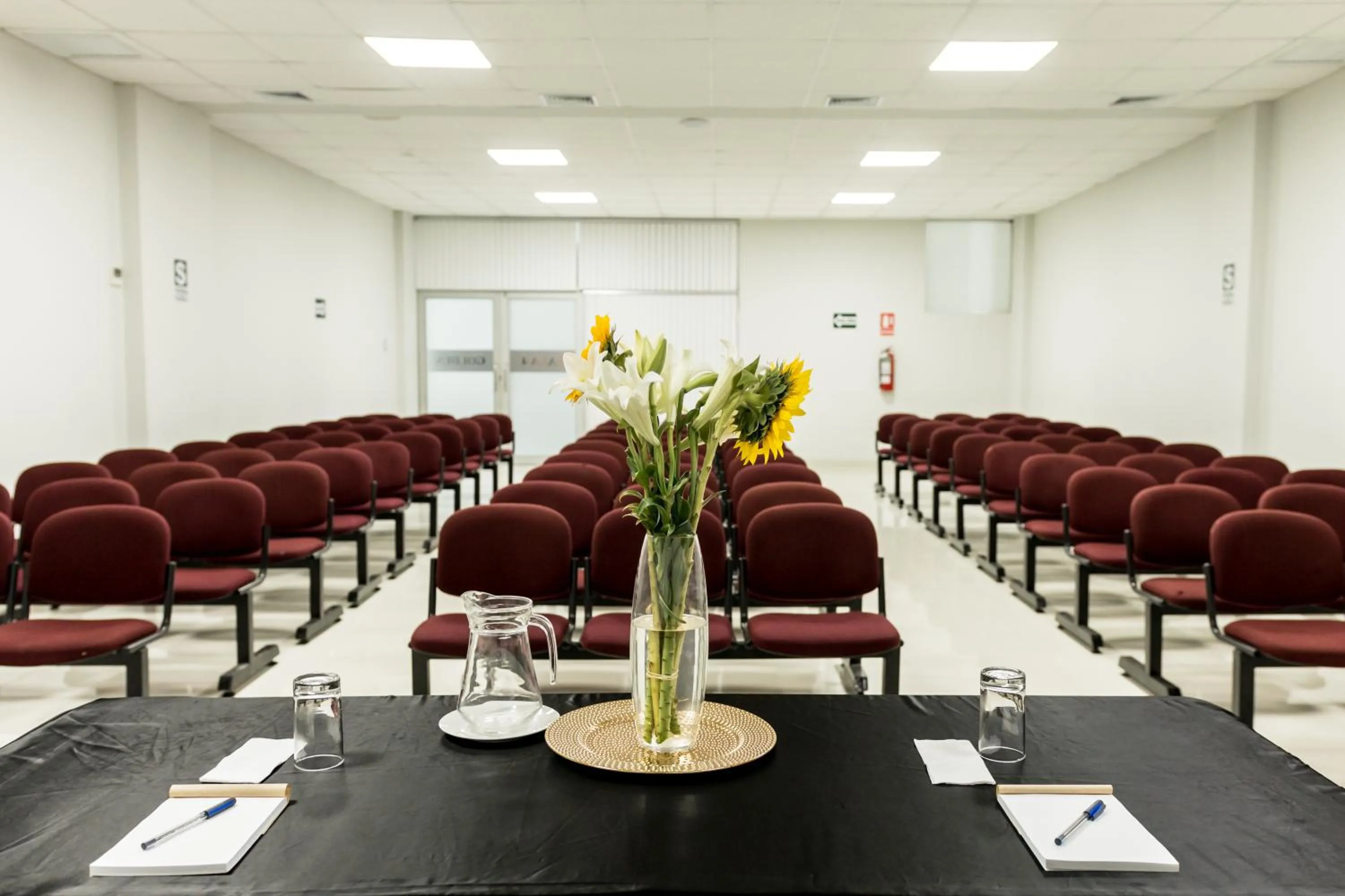 Cumbaza Hotel & Convenciones