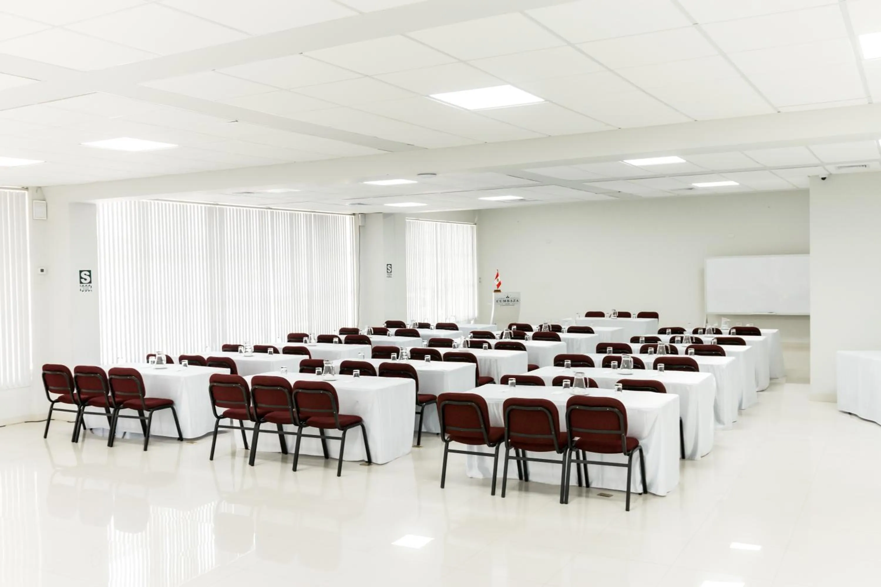 Cumbaza Hotel & Convenciones