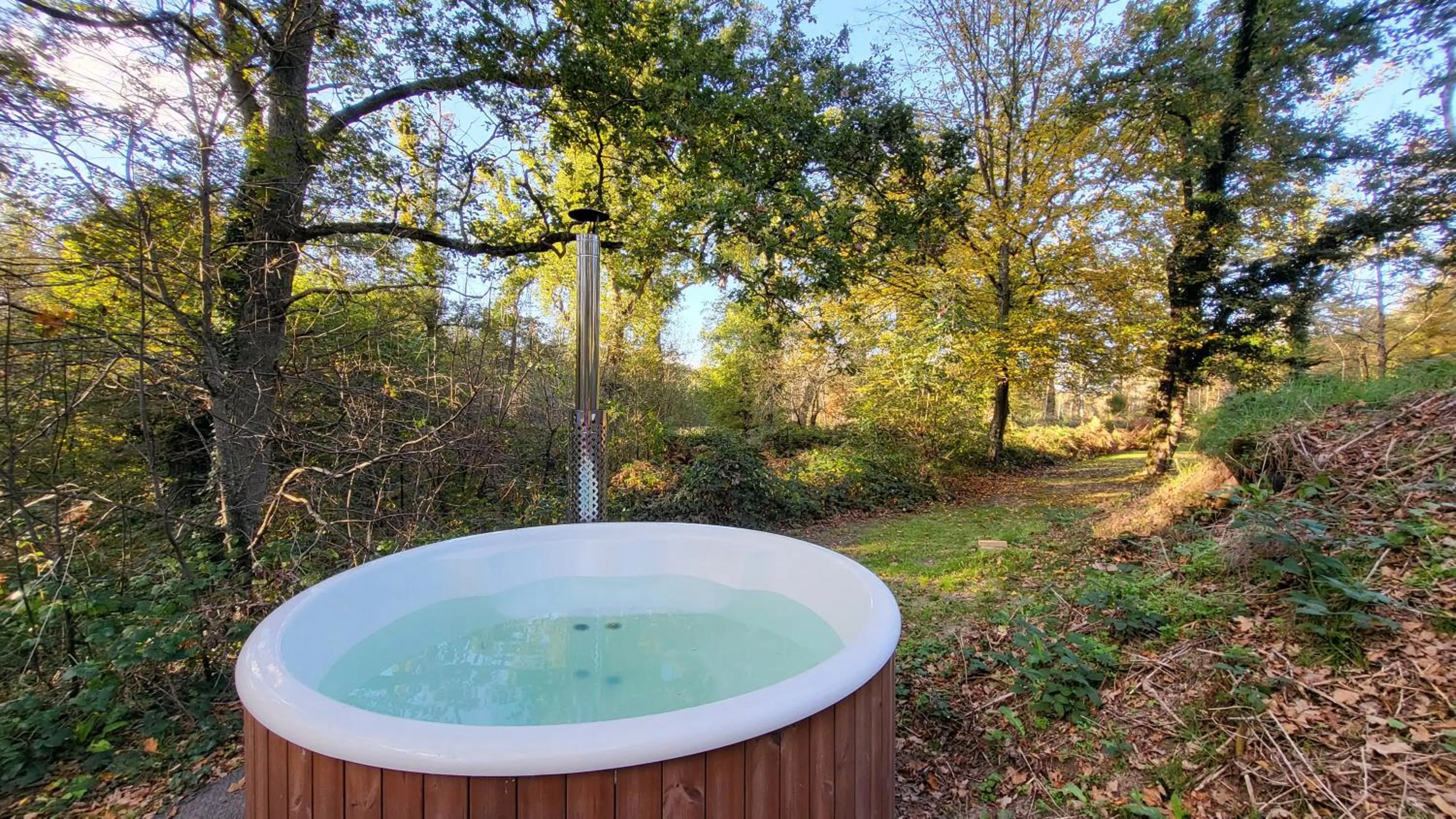 Garden in Le Nid Dans Les Bruyères