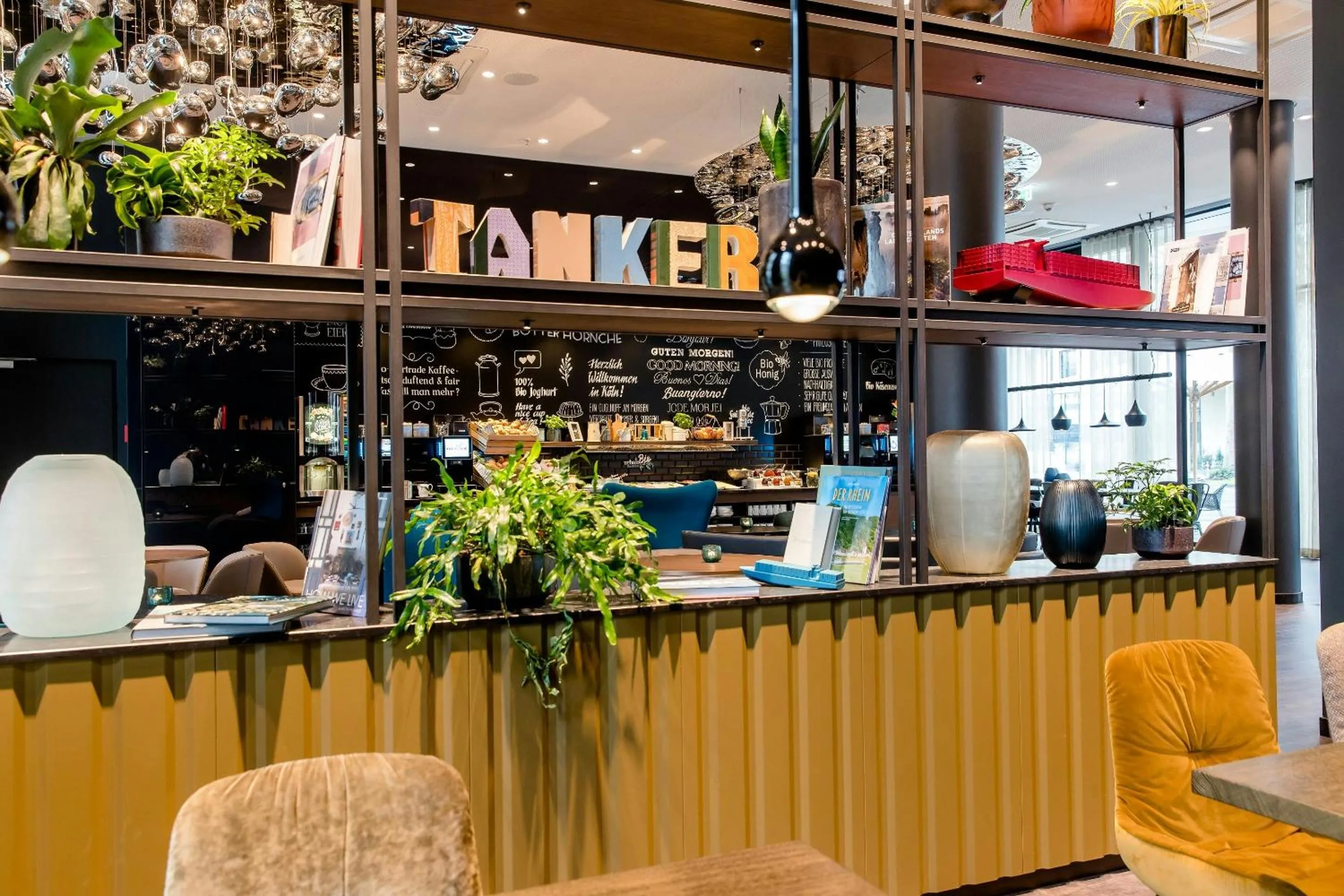 Motel One Köln-Altstadt