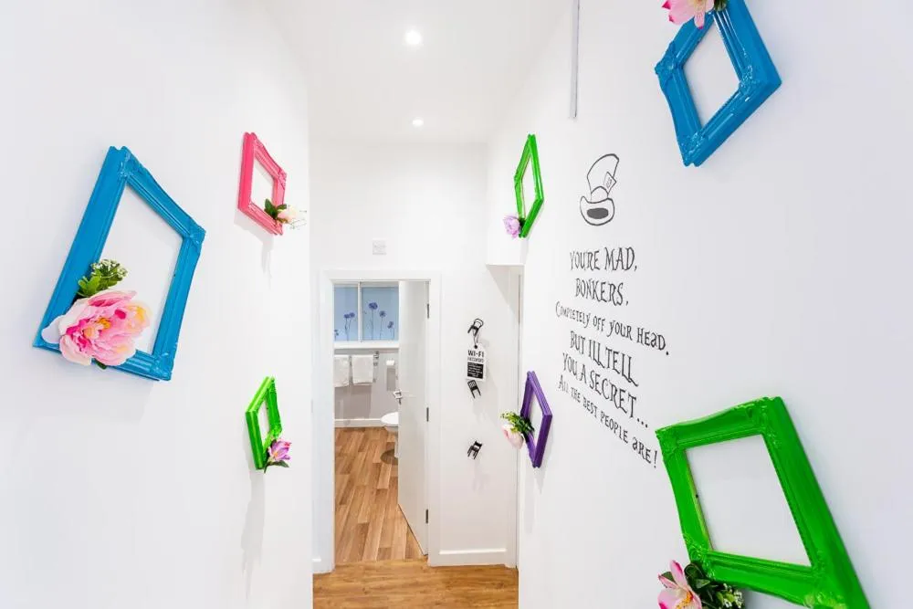 Lobby or reception in Honeypot House