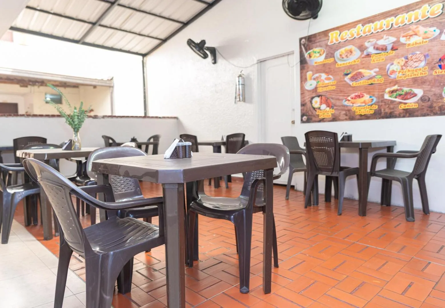 Restaurant/places to eat in Hotel Conquistadores