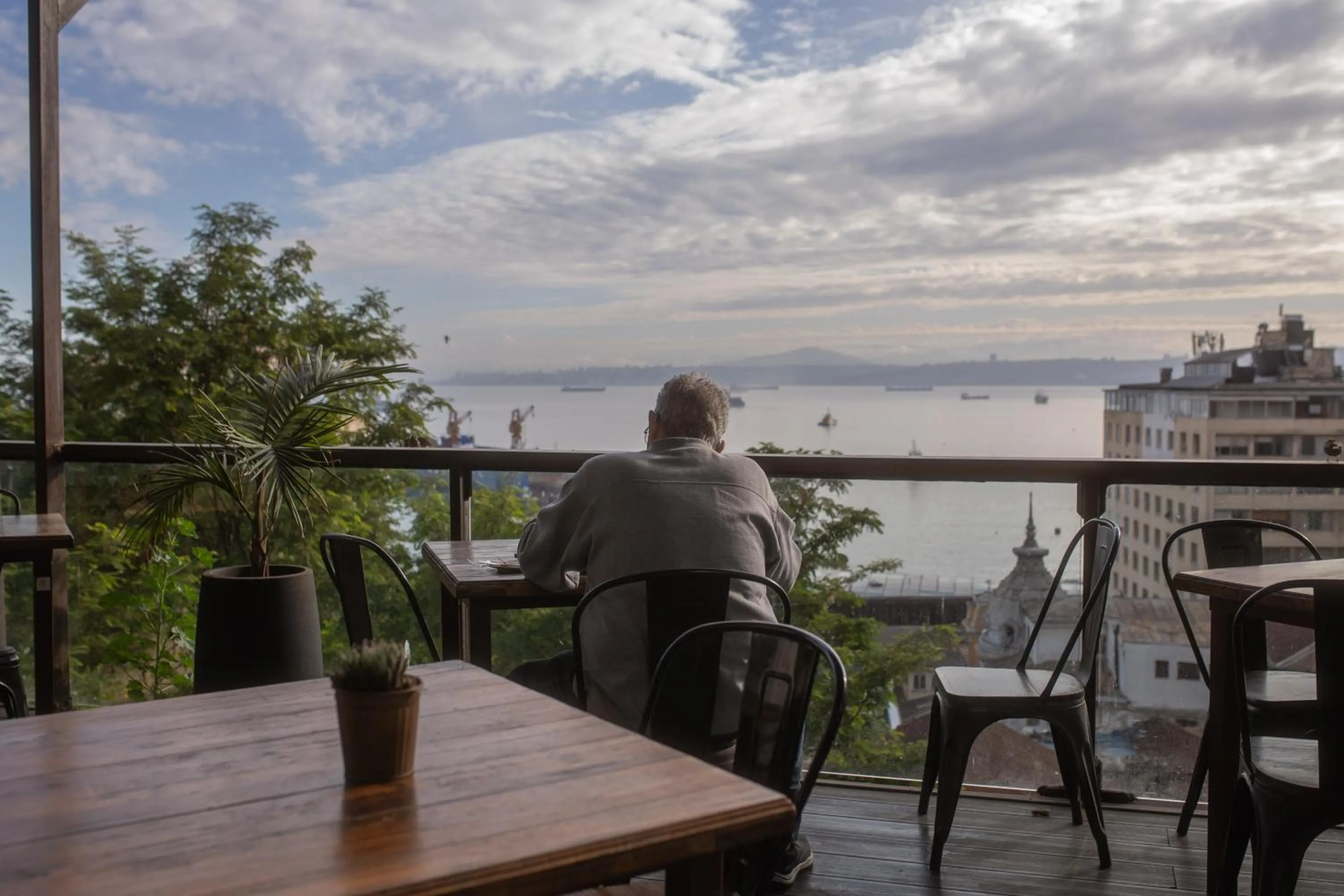 Restaurant/places to eat in Hotel Boutique 17