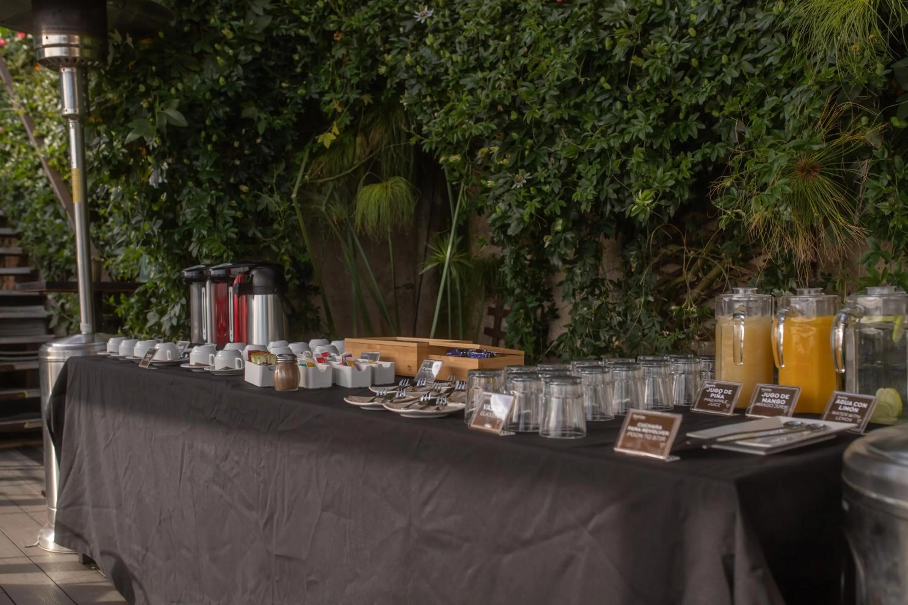 Breakfast in Hotel Boutique 17