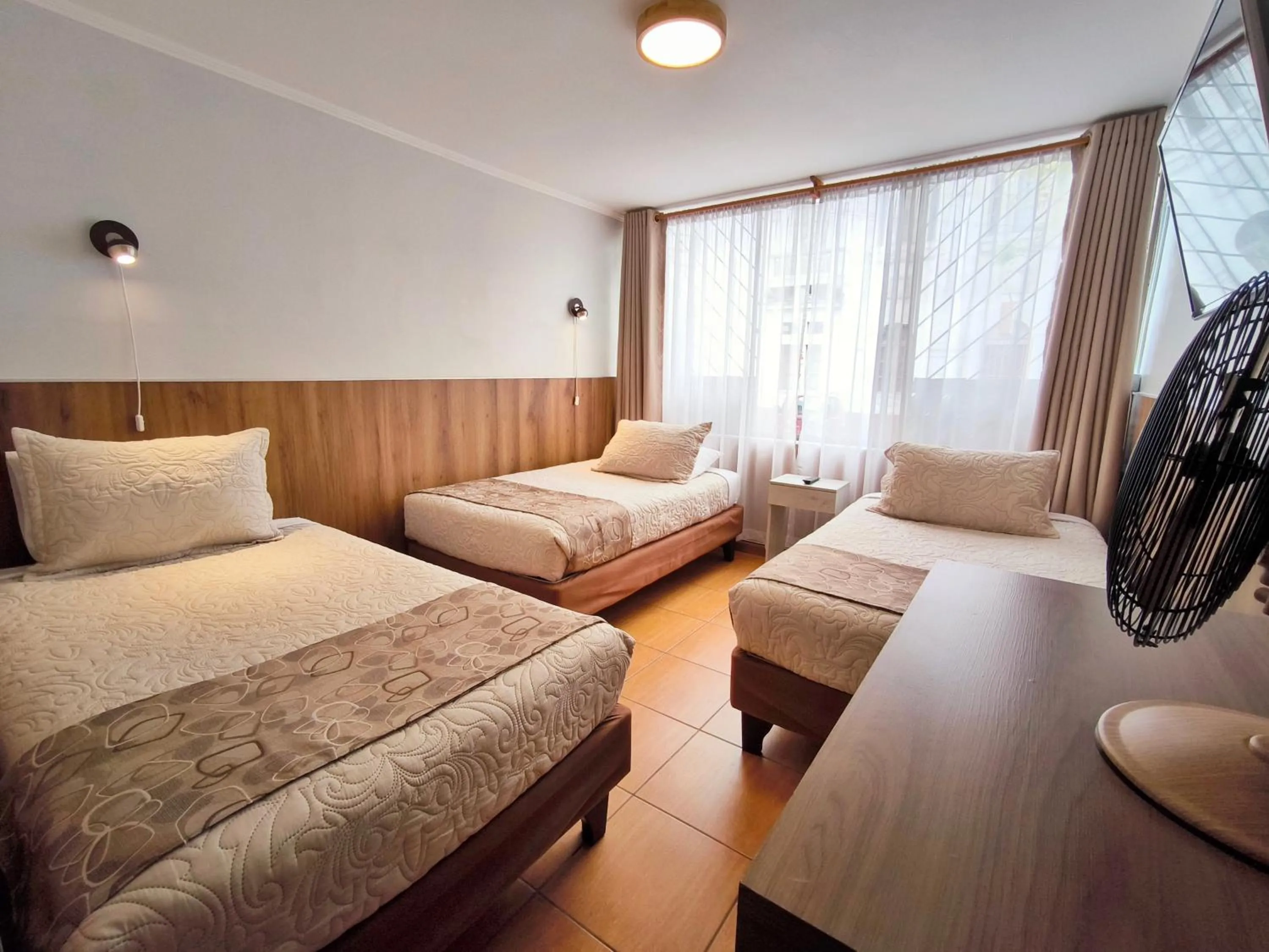 Triple Room - single occupancy in Hotel Intillanka