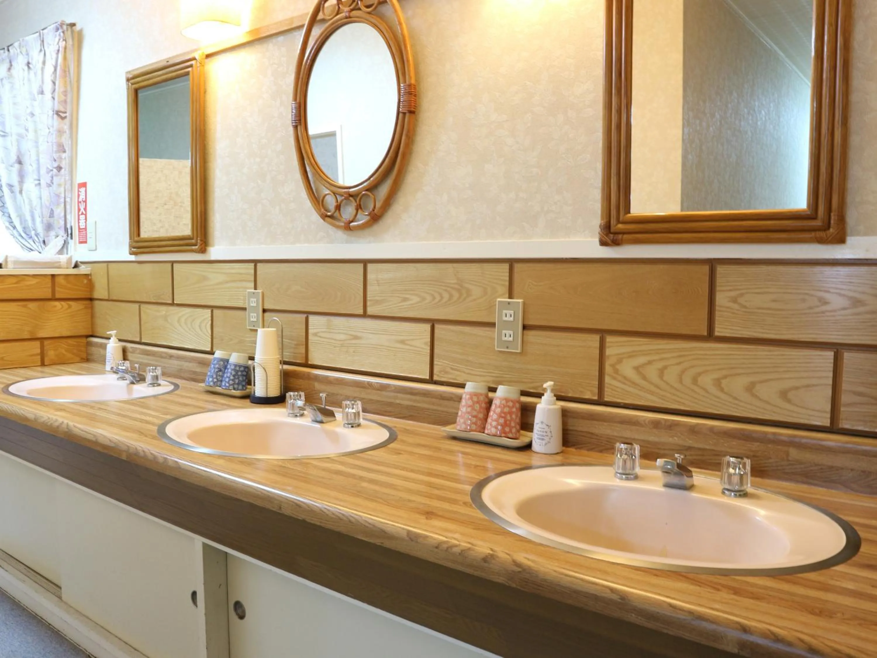 Area and facilities in Pension Eden