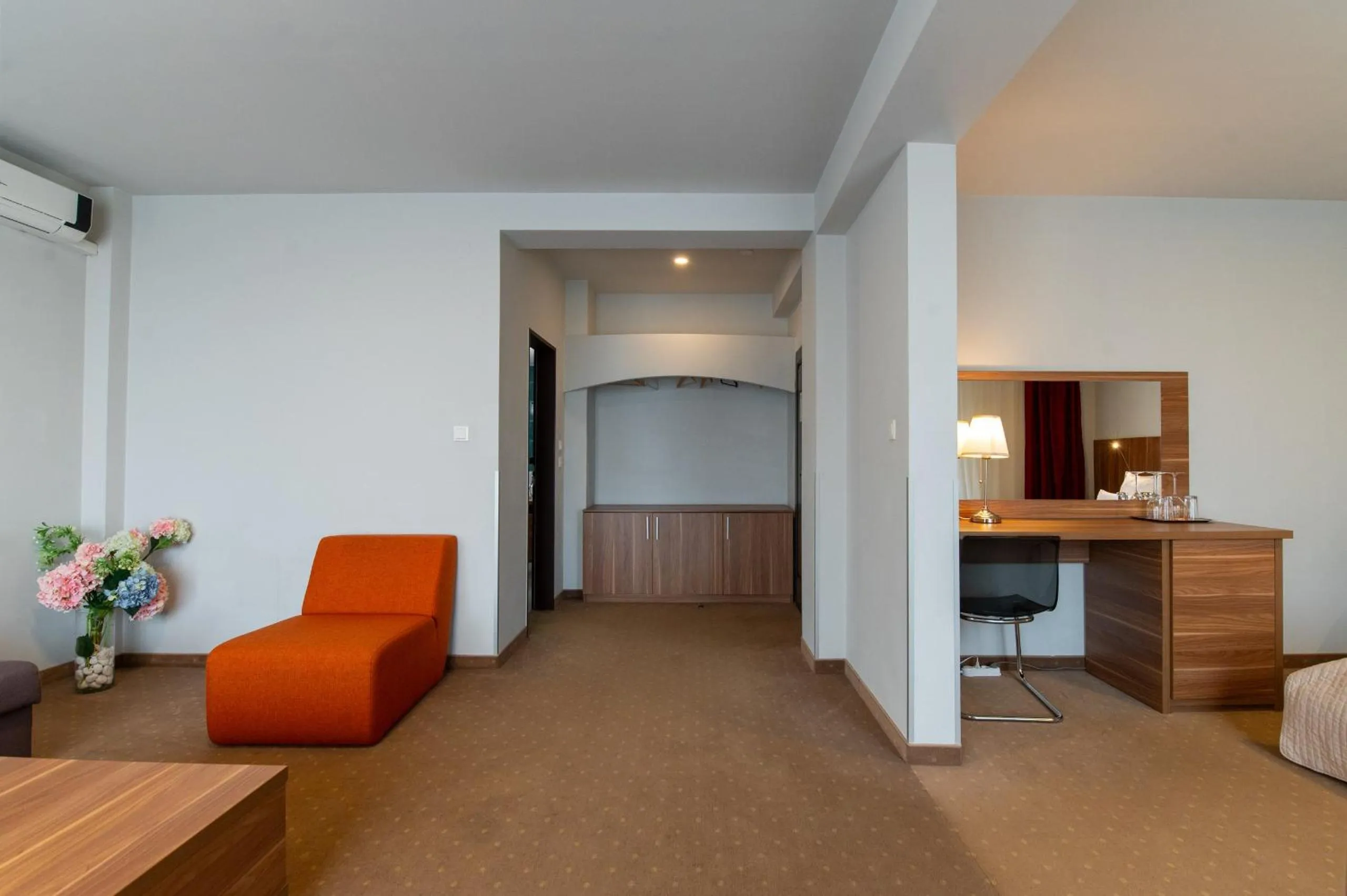 TV and multimedia in Hotel President