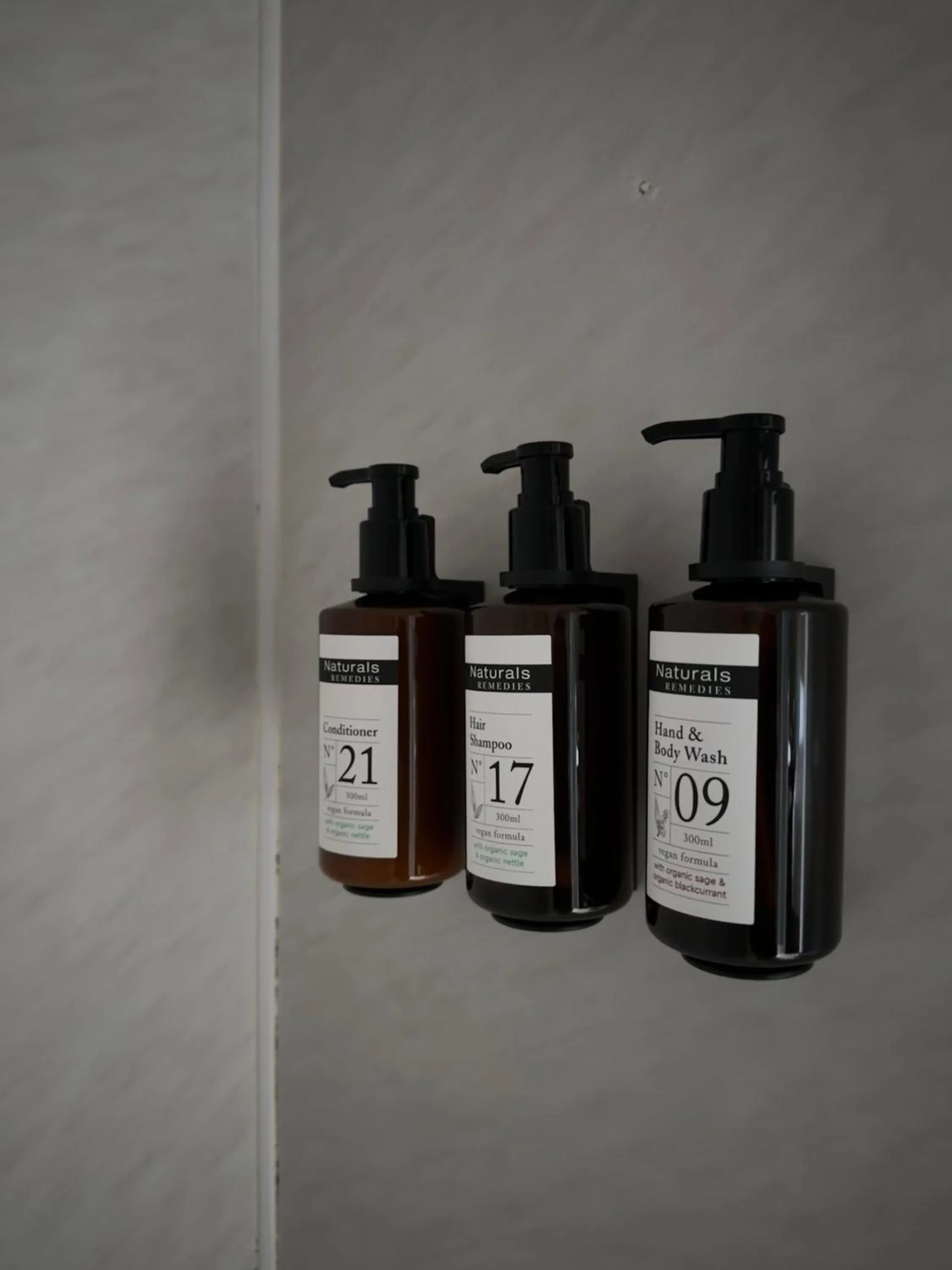 Bathroom in Calder Family Motel