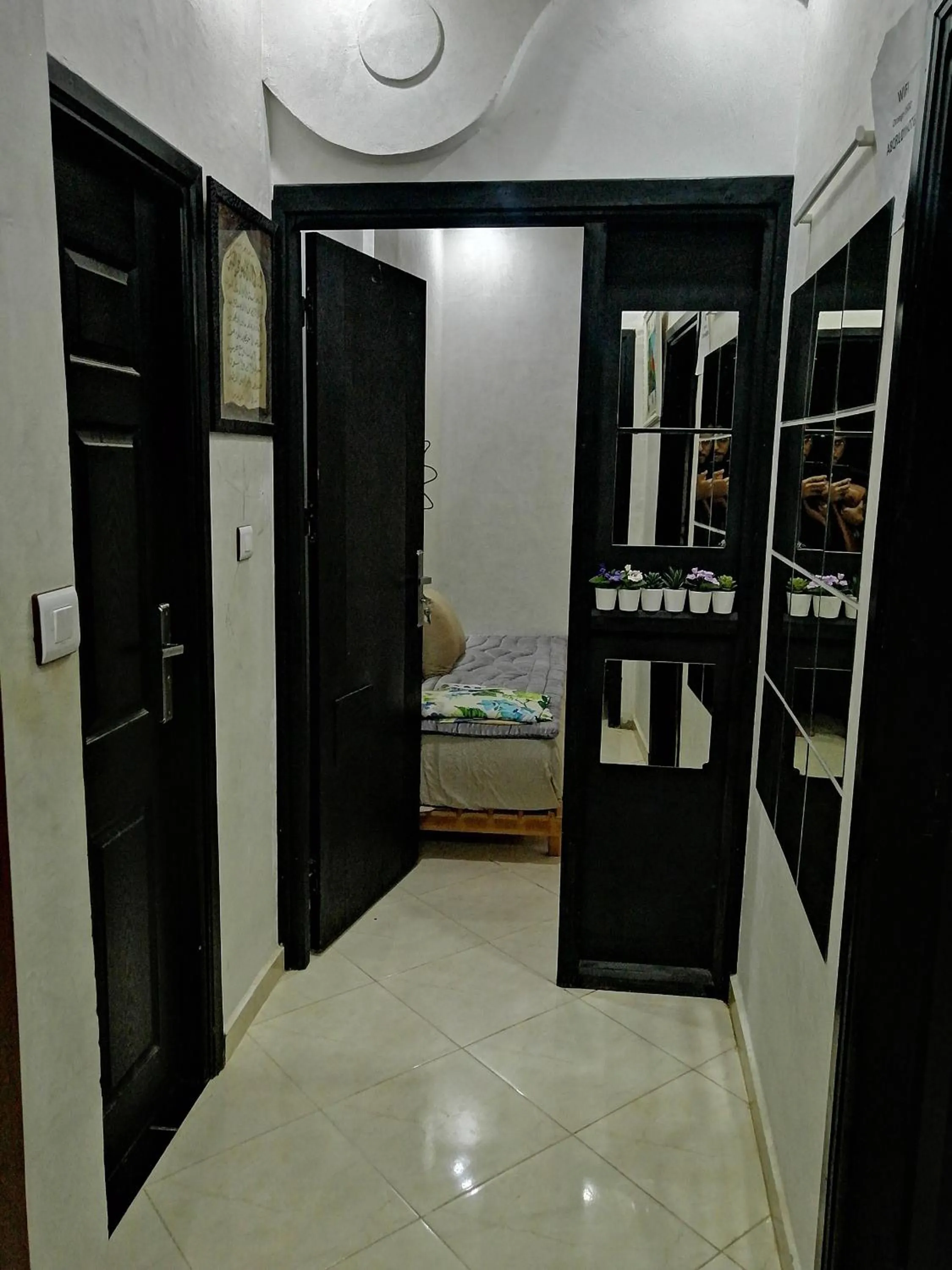 Facade/entrance, Bed in Mohammed V Airport HOME