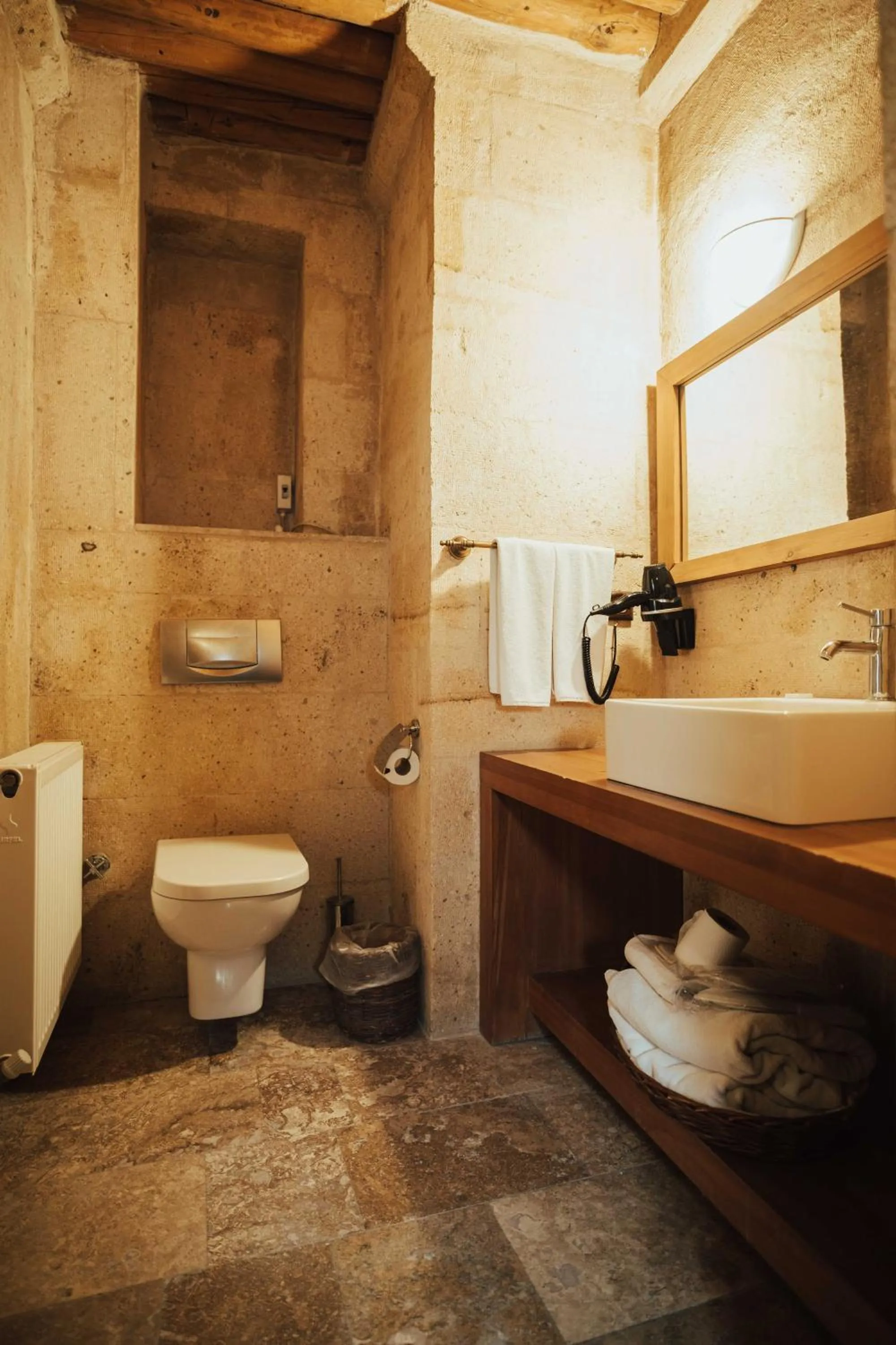 Shower in Hu of Cappadocia - Special Class