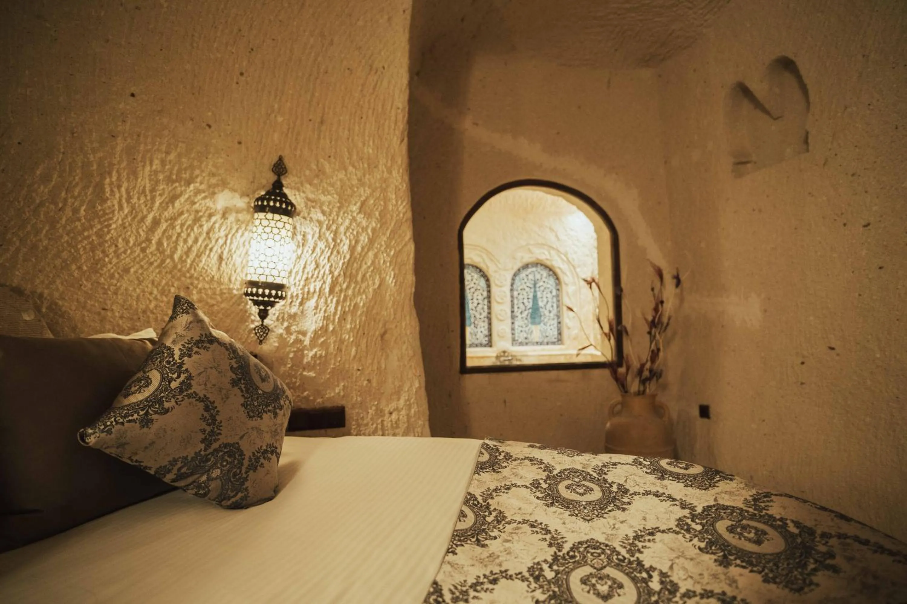 Bed in Hu of Cappadocia - Special Class