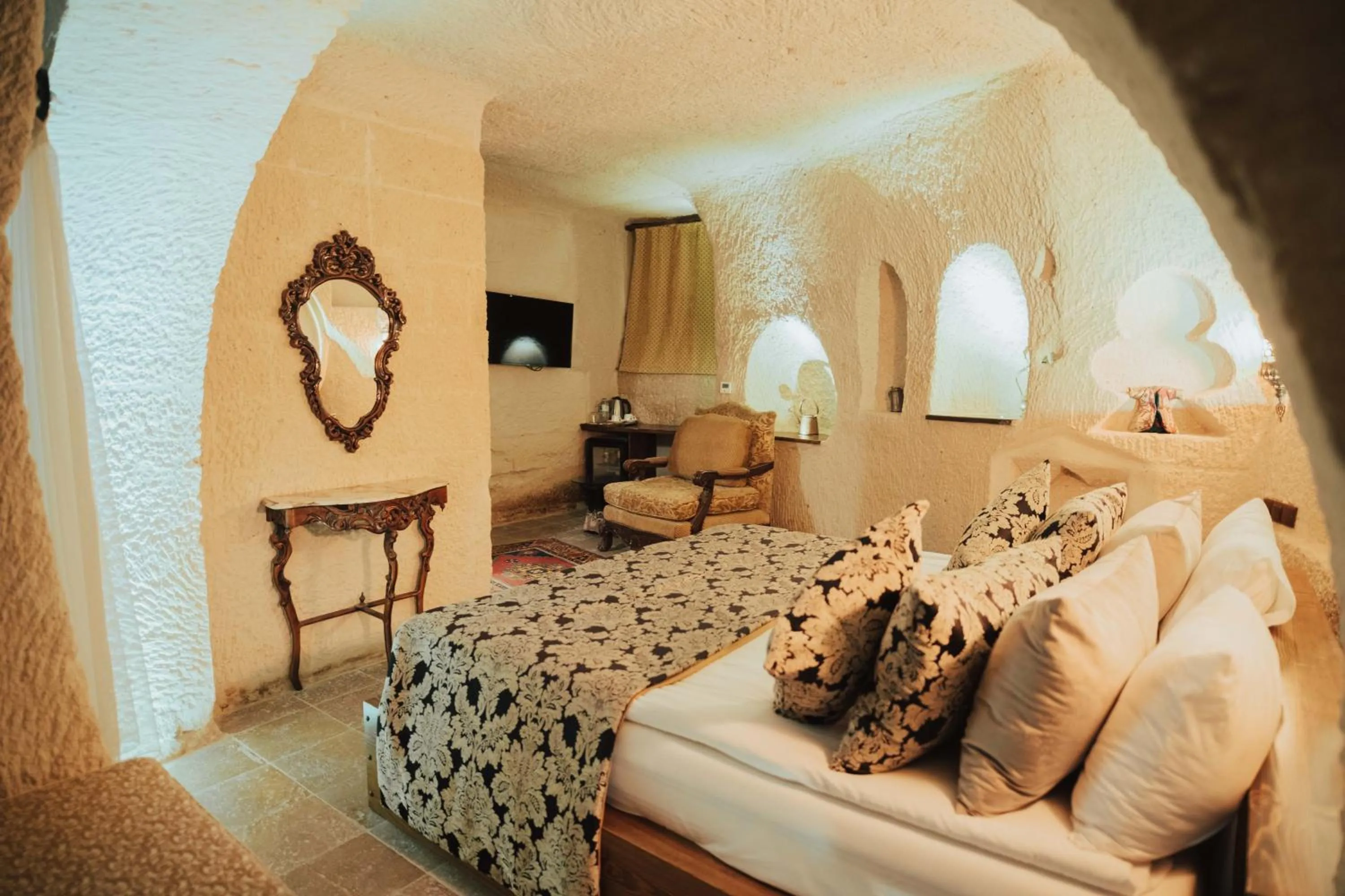 Bed in Hu of Cappadocia - Special Class