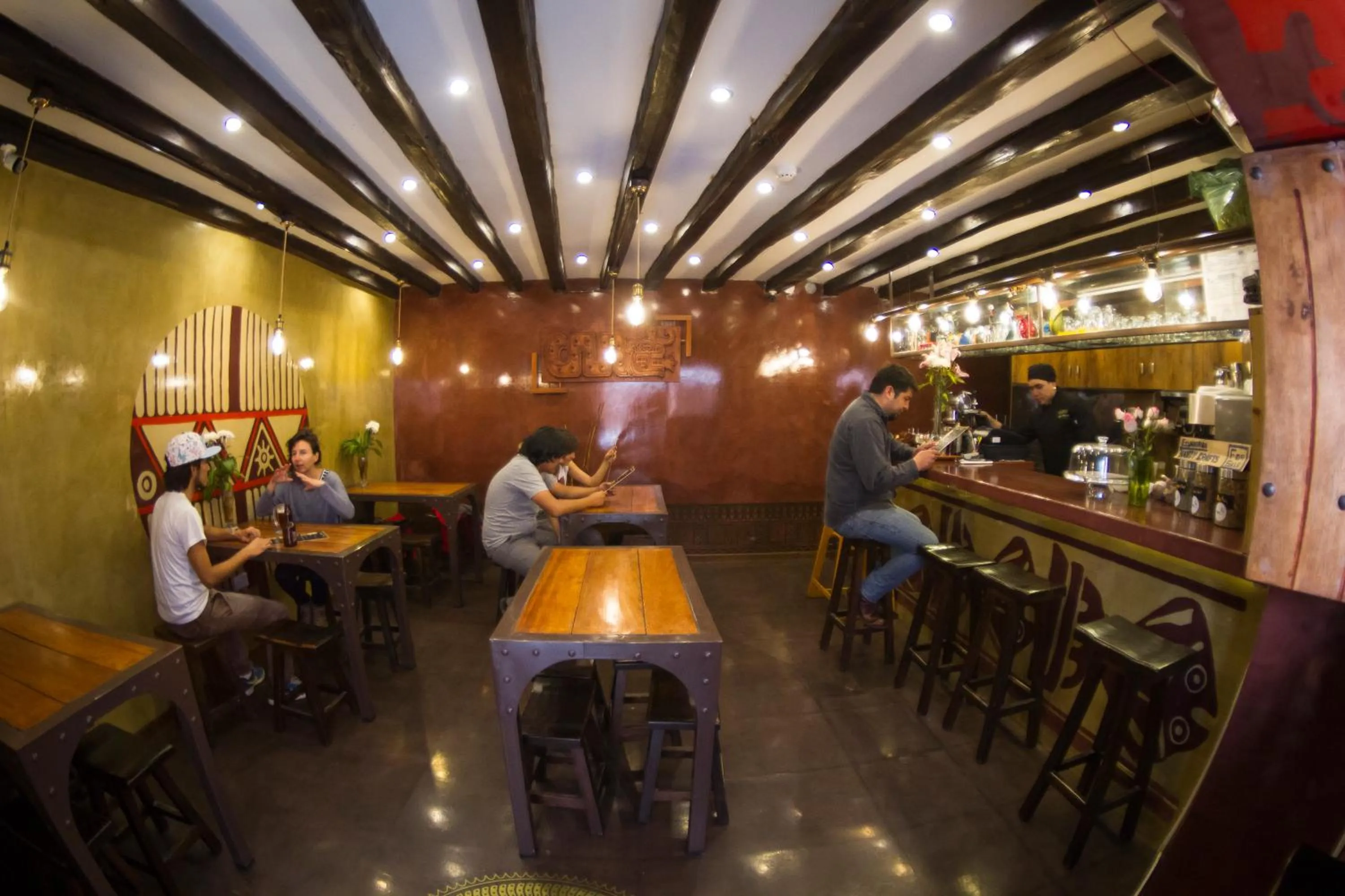 Restaurant/places to eat in Chakana Hotel Boutique Centro