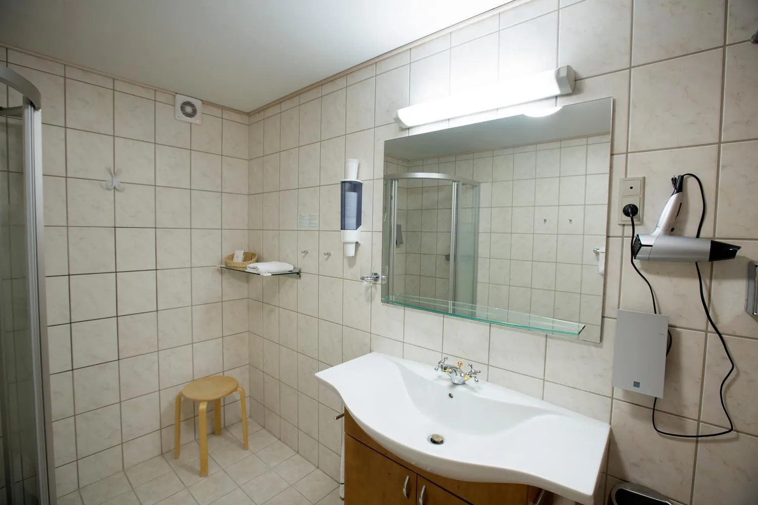Bathroom in Agerskov Kro & Hotel