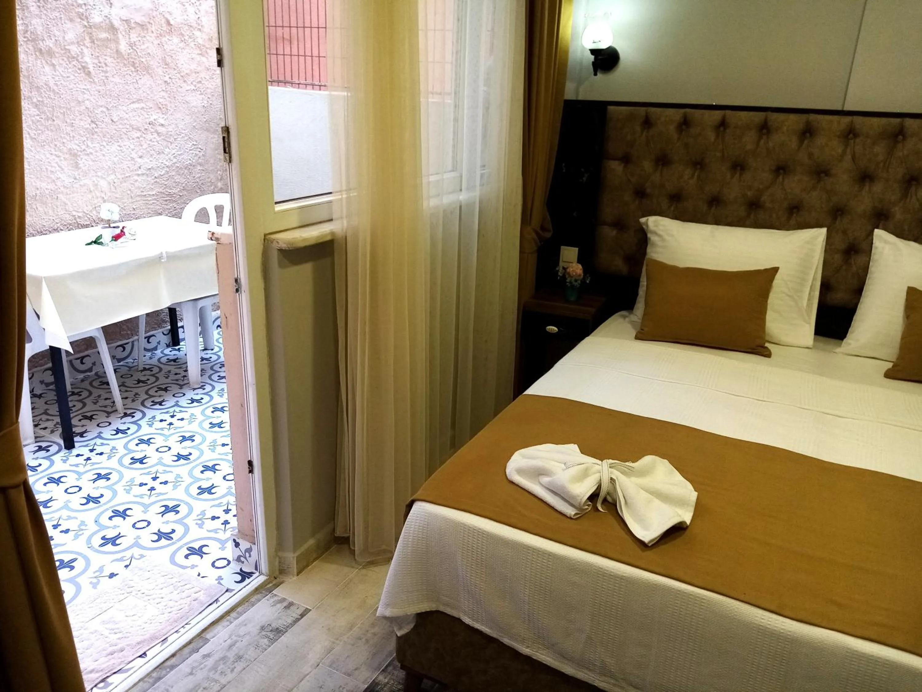 Massage, Bed in Yasin Apart hotel