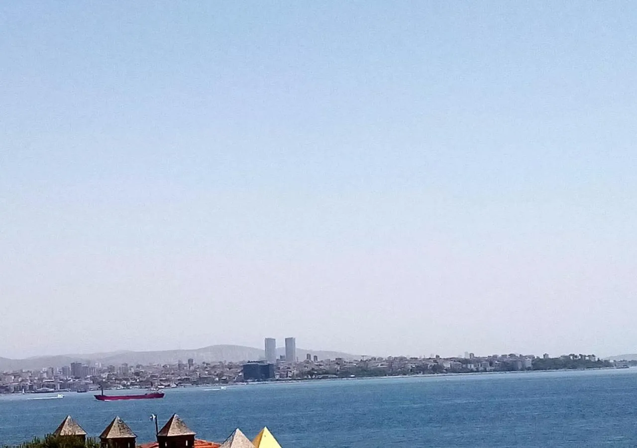 Neighbourhood in Yasin Apart hotel