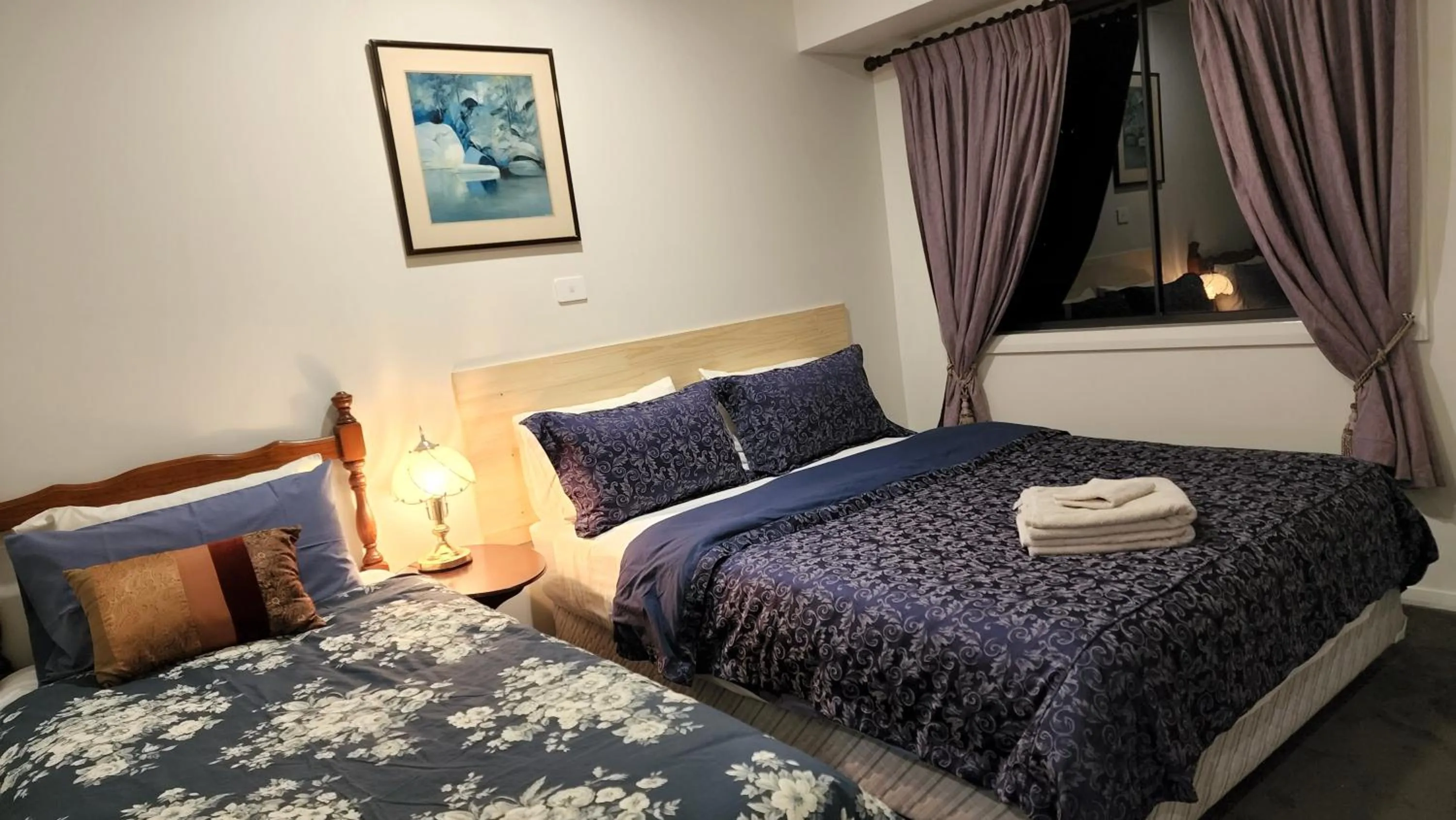 Bed in Gowrie Agapanthus