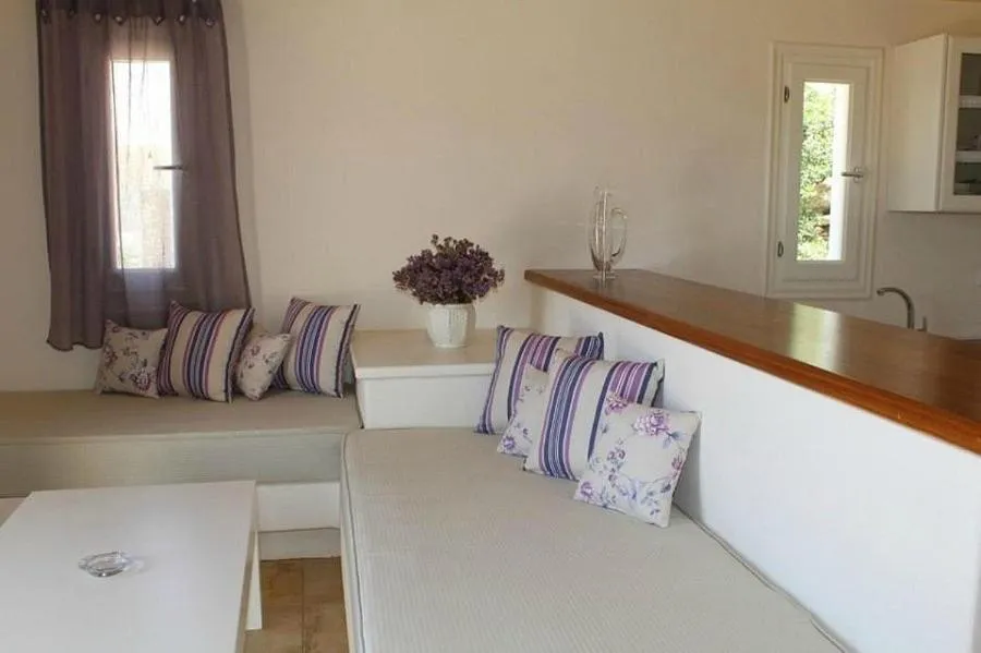 Bed in Ostria Village