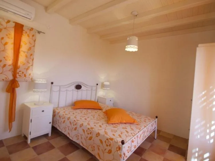 Bedroom, Bed in Ostria Village