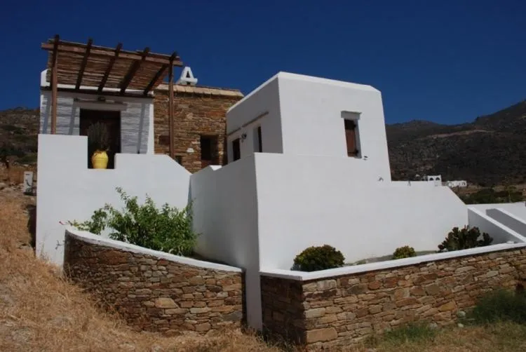 Property building in Ostria Village