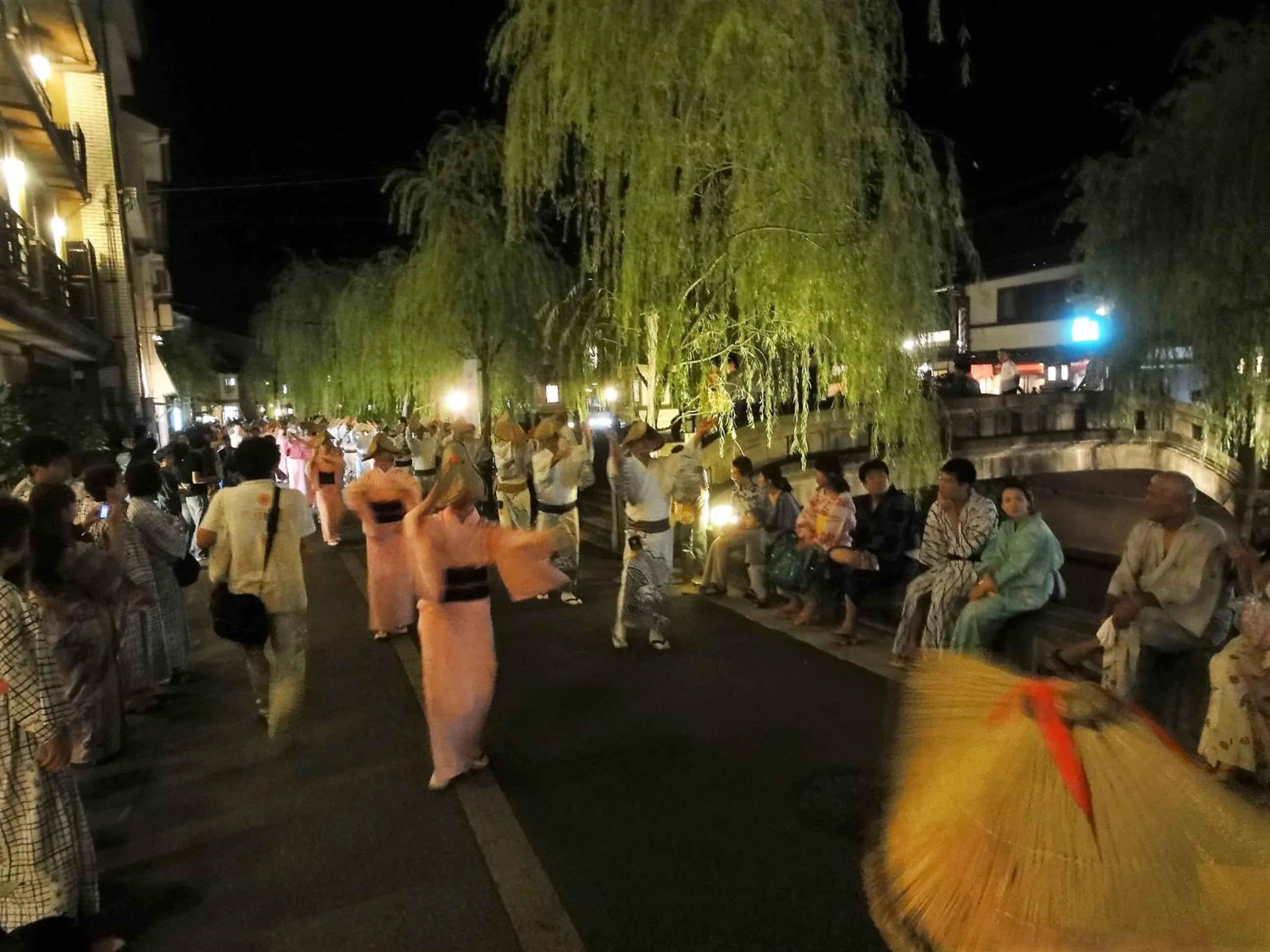 group of guests in Morizuya