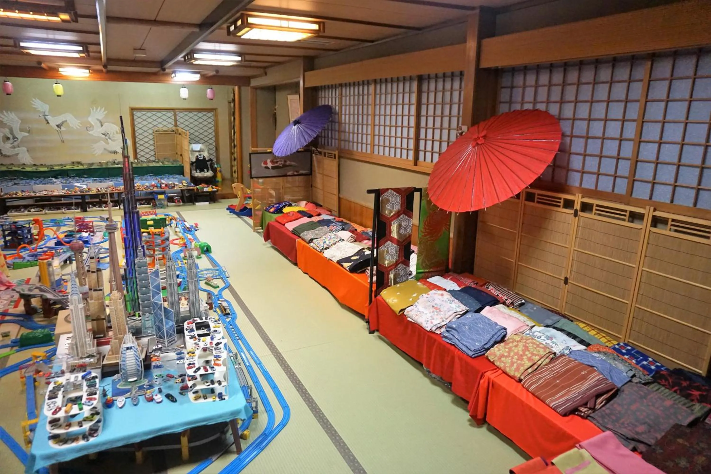 Decorative detail in Morizuya