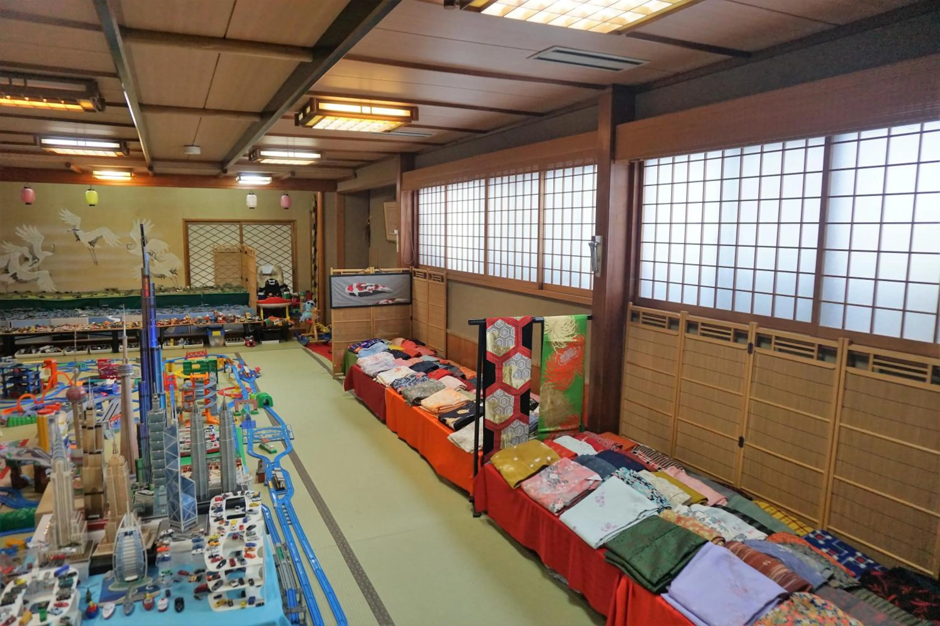 Decorative detail in Morizuya