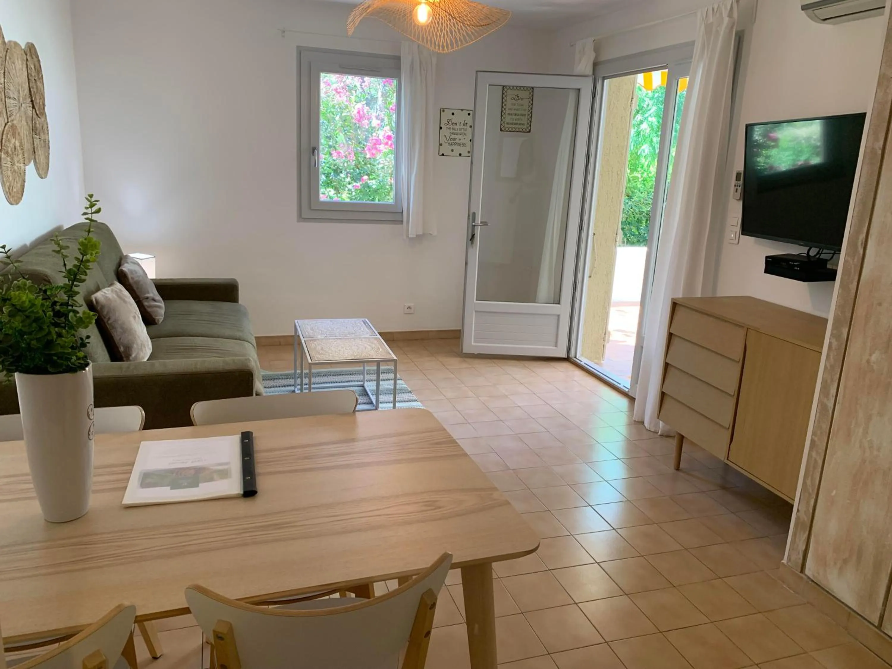Living room in Les Pins de Santa Giulia