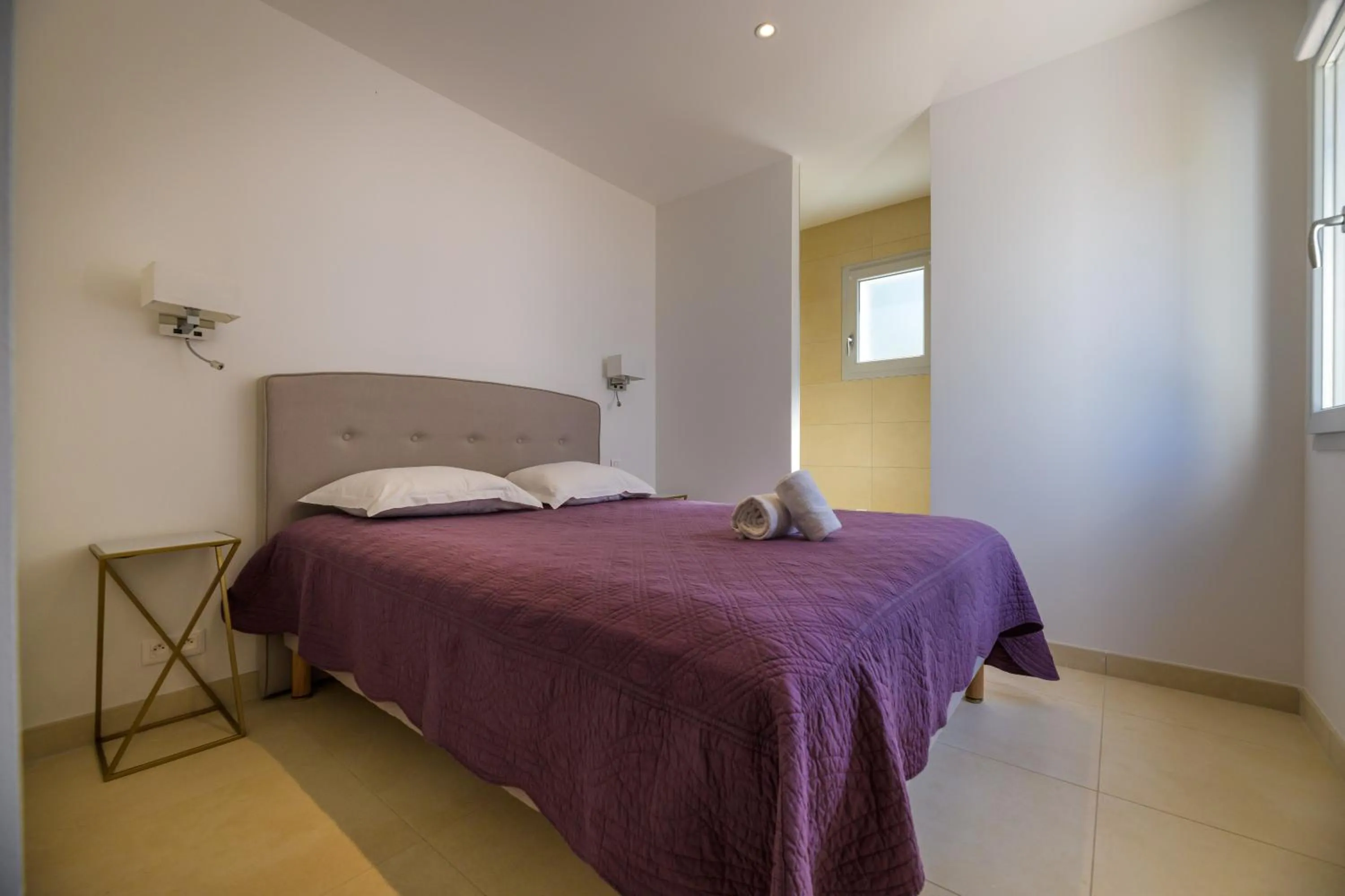 Bedroom in Les Pins de Santa Giulia