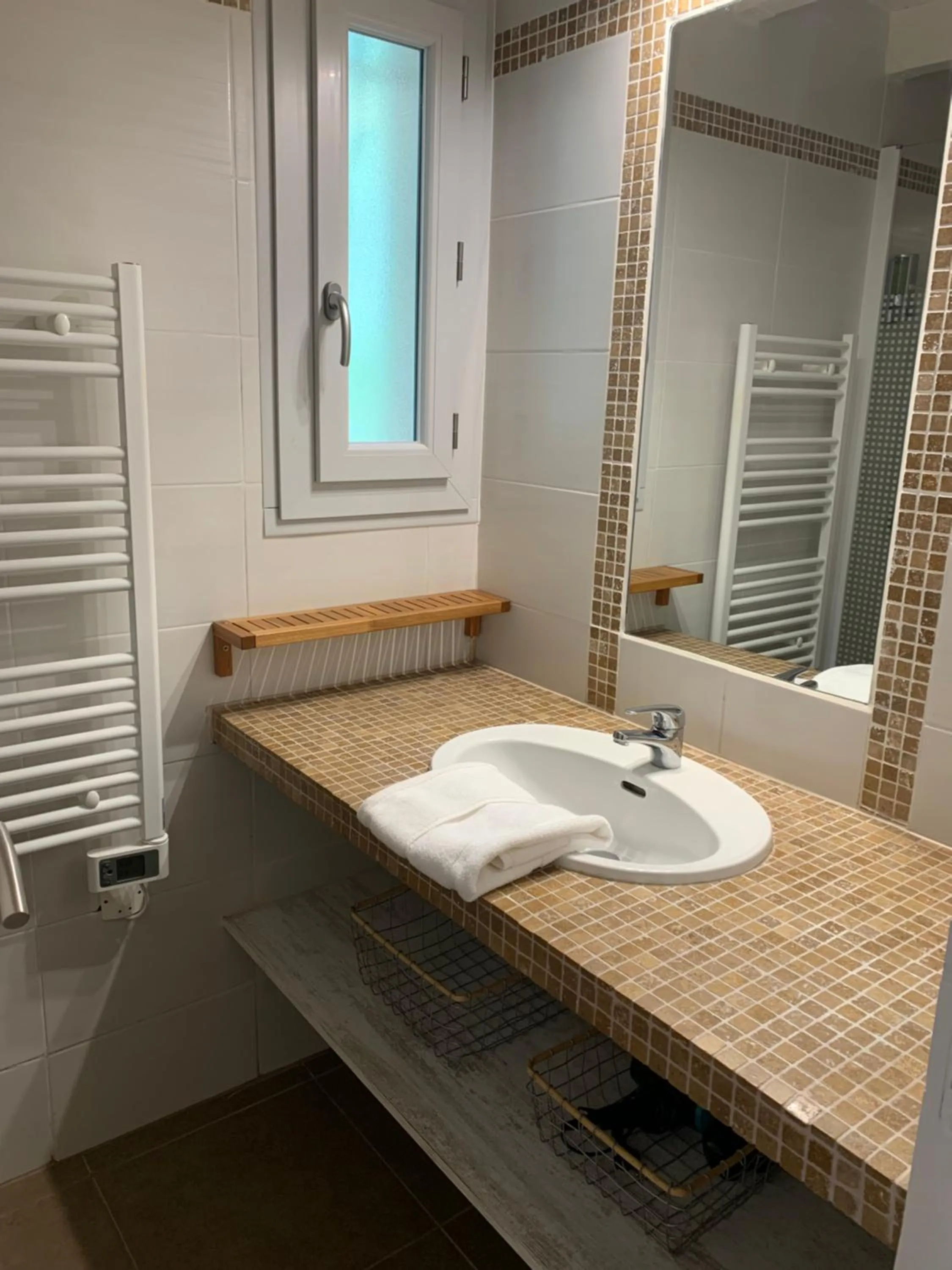 Shower in Les Pins de Santa Giulia