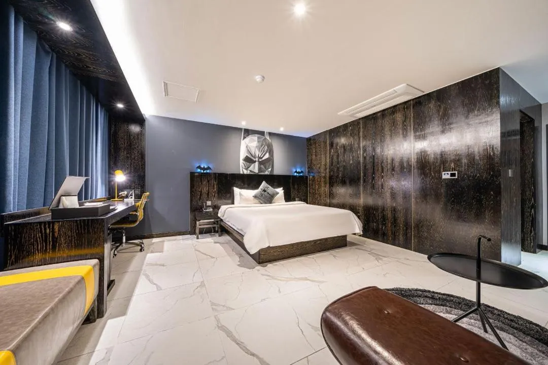 Photo of the whole room, Bed in Hotel Ritz