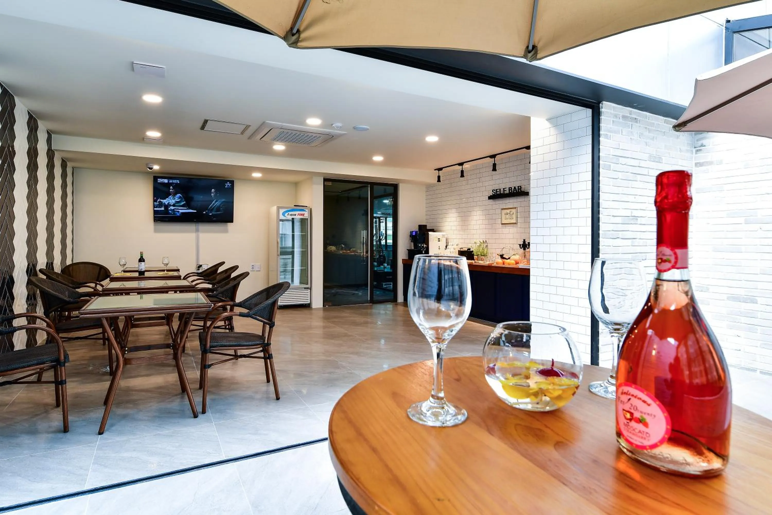 Seating area in Hotel Ritz