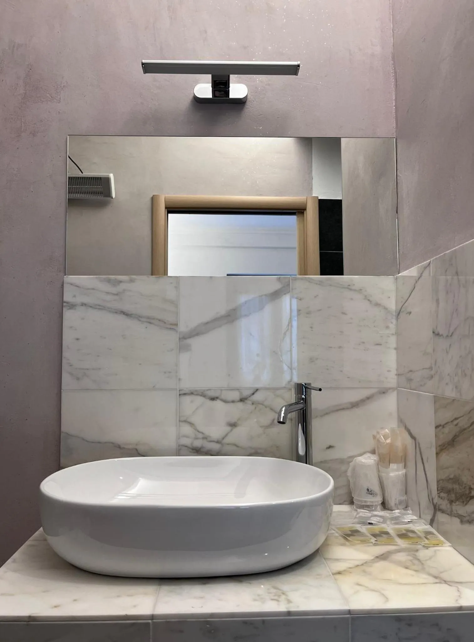 Bathroom in Albergo Baffo