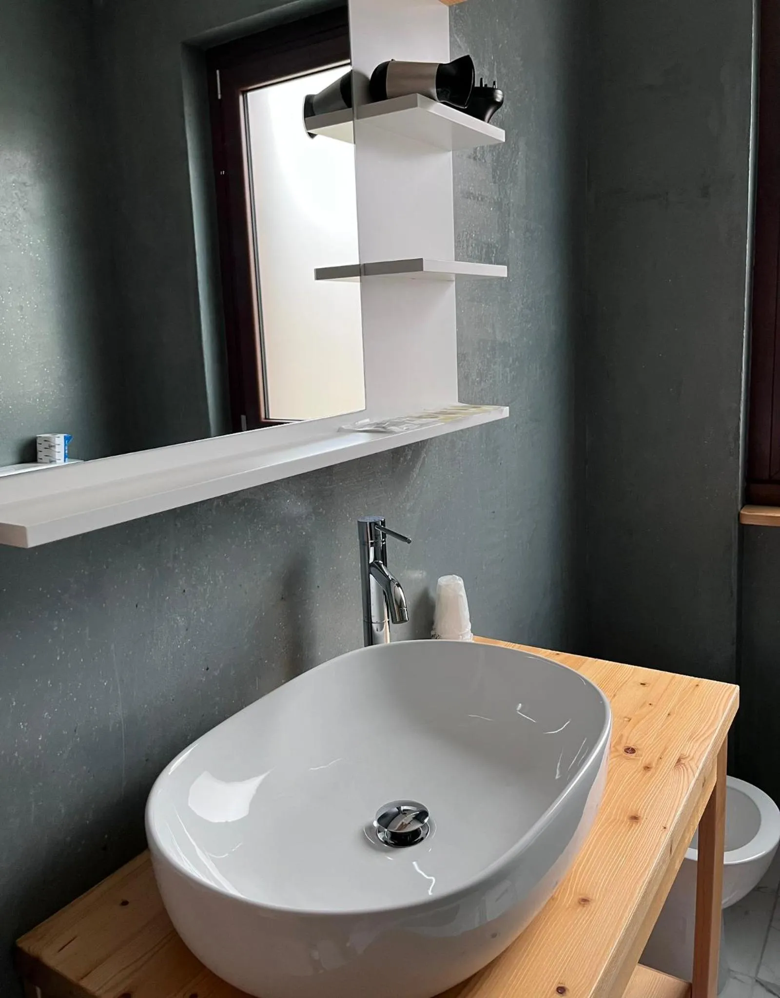 Bathroom in Albergo Baffo