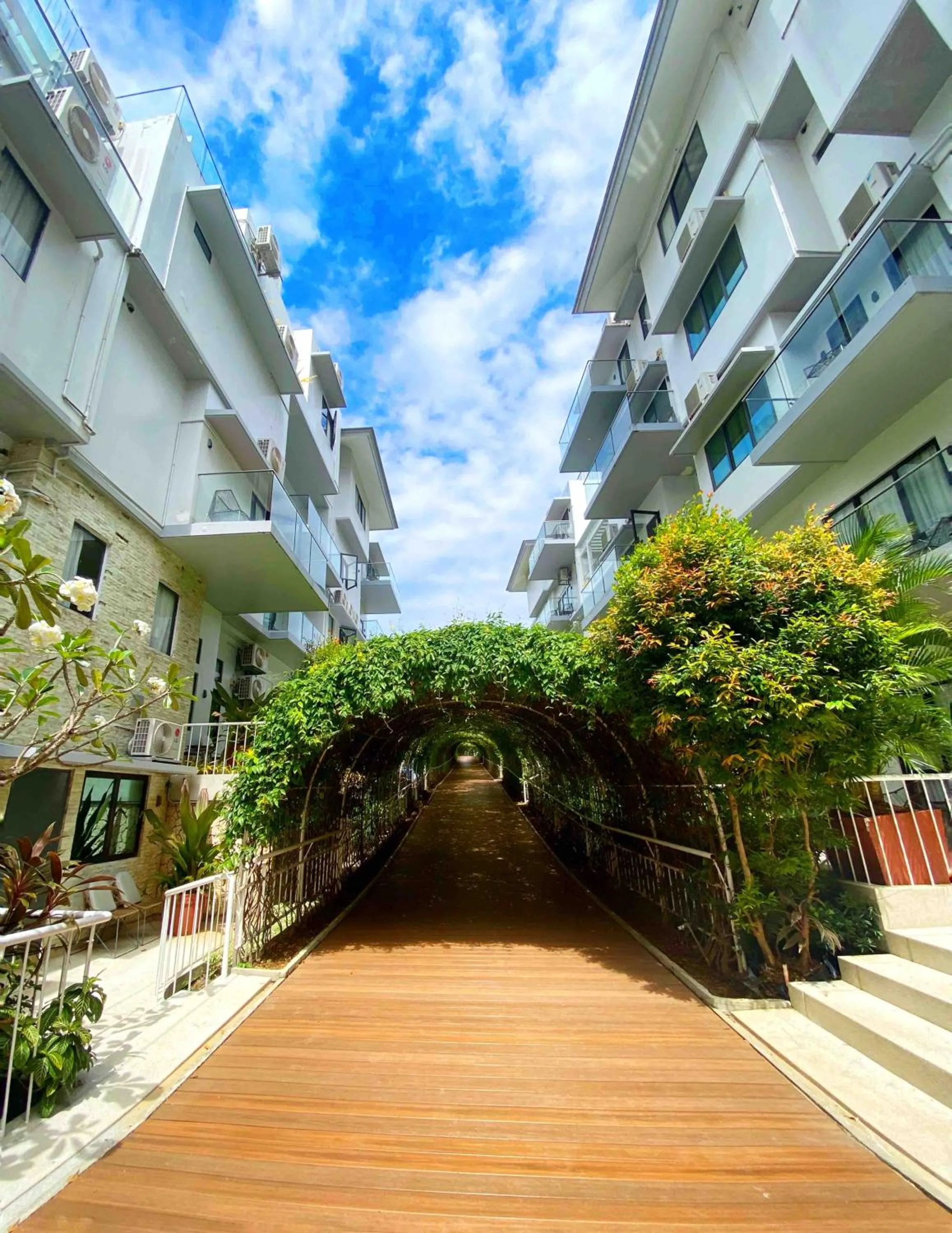 Property building in Pinnacle Boracay