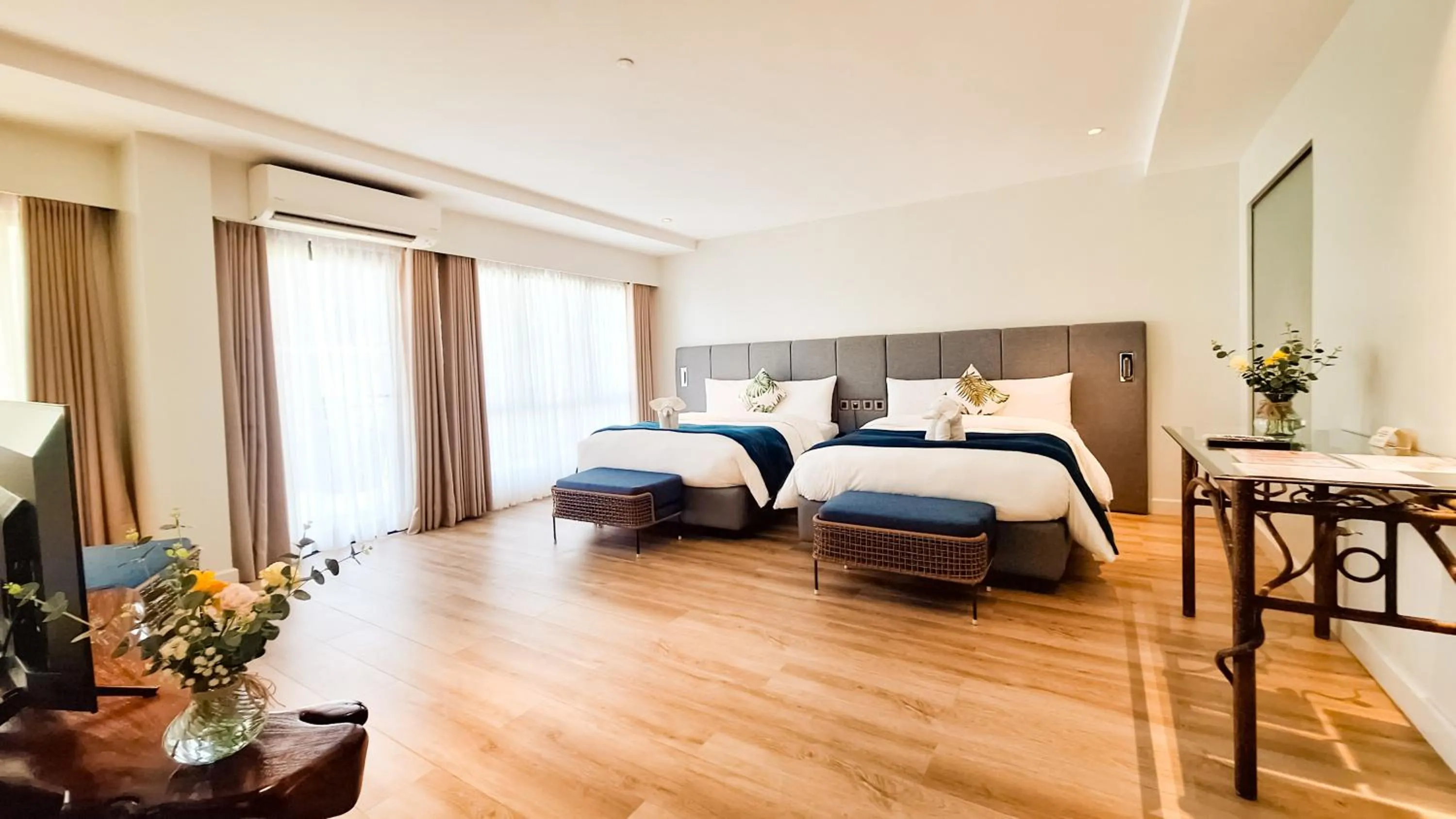 Bedroom, Bed in Pinnacle Boracay