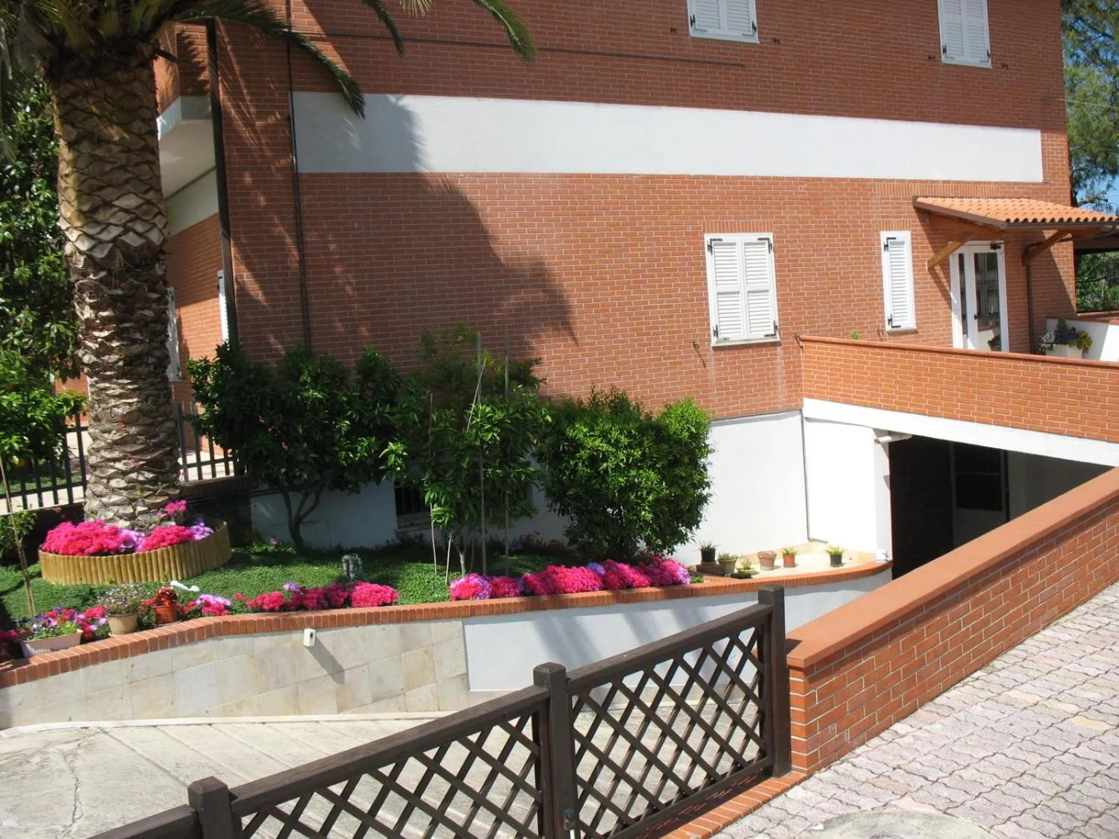 Property building in Bed & Breakfast Bompadre