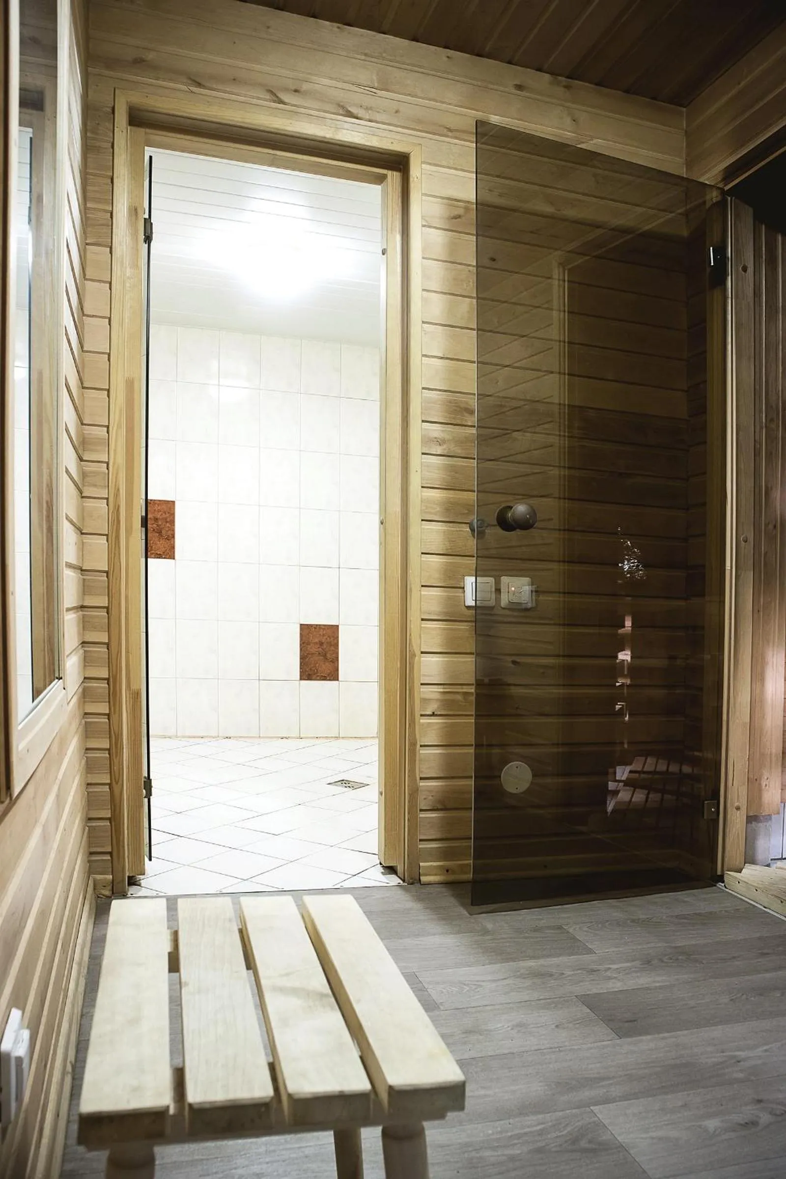 Shower in Valaste Puhkeküla