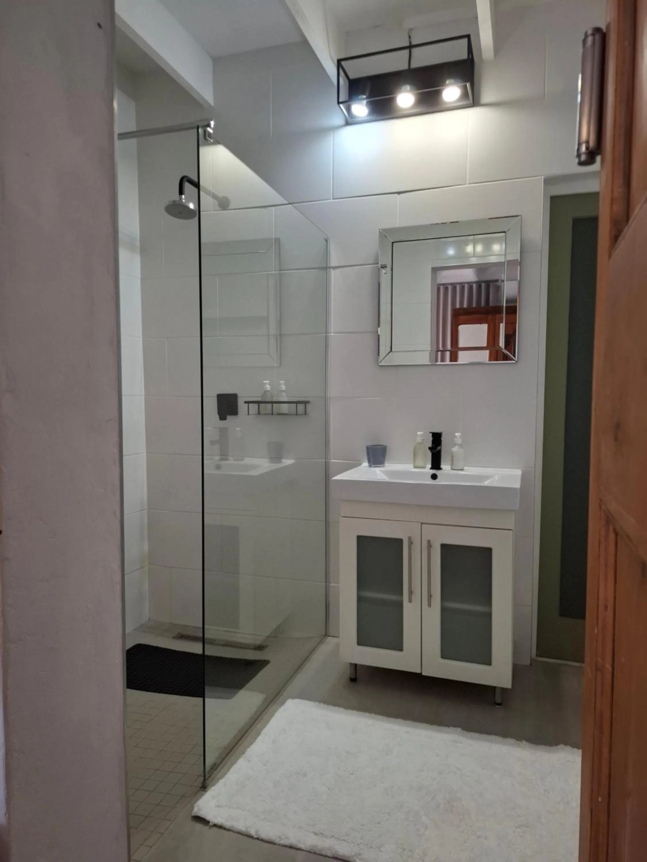 Bathroom in The Vineyard Country House