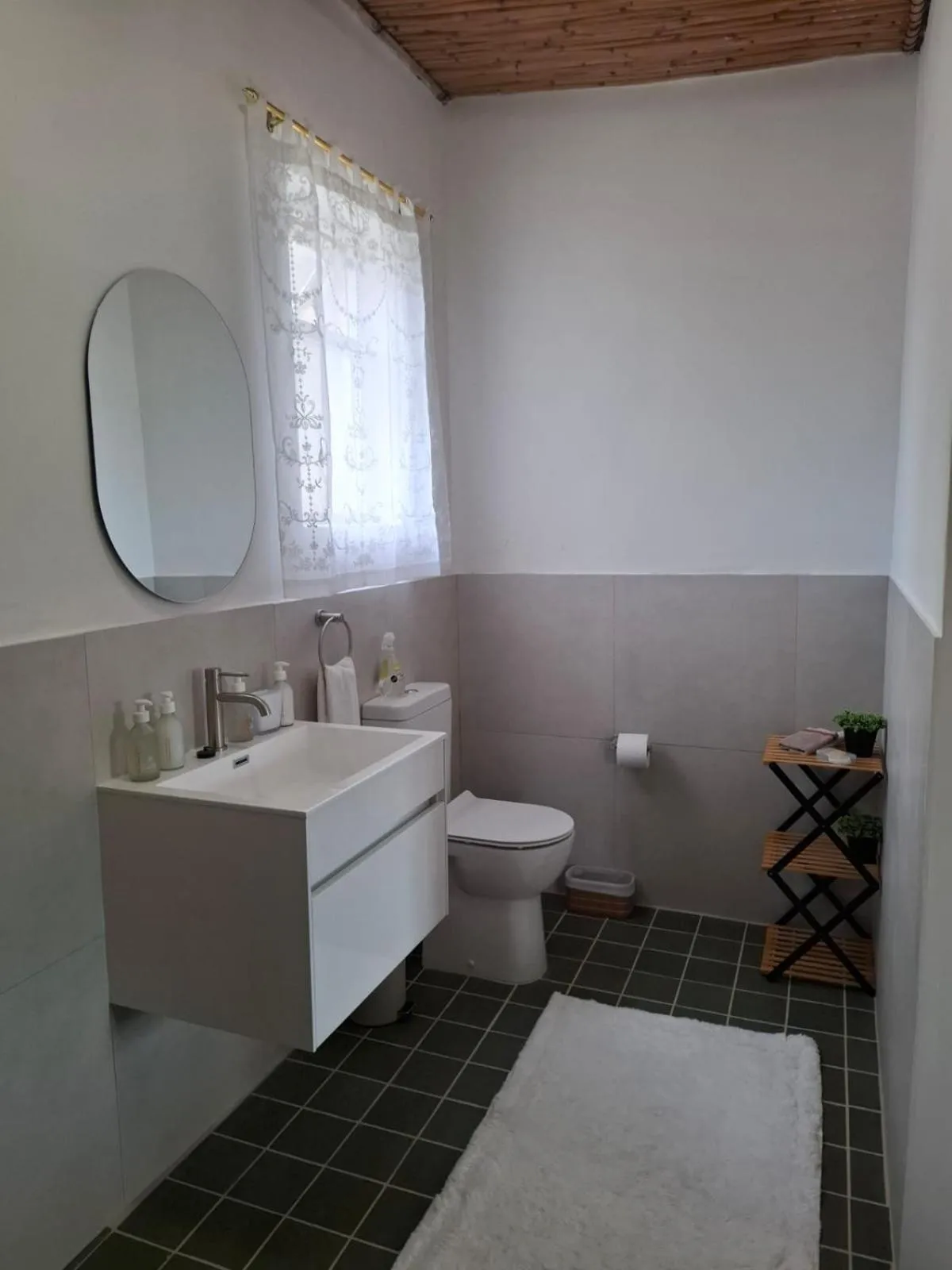 Bathroom in The Vineyard Country House