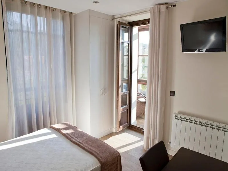 Decorative detail, Bed in Hotel Villa Marrón